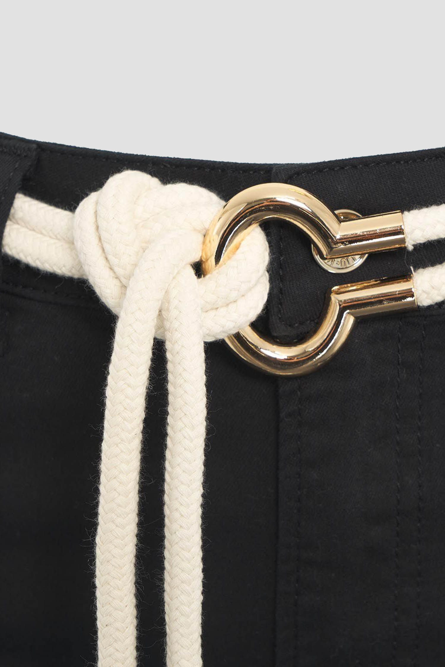 Женские черные шорты Liu Jo MA4302.T4033;N9405