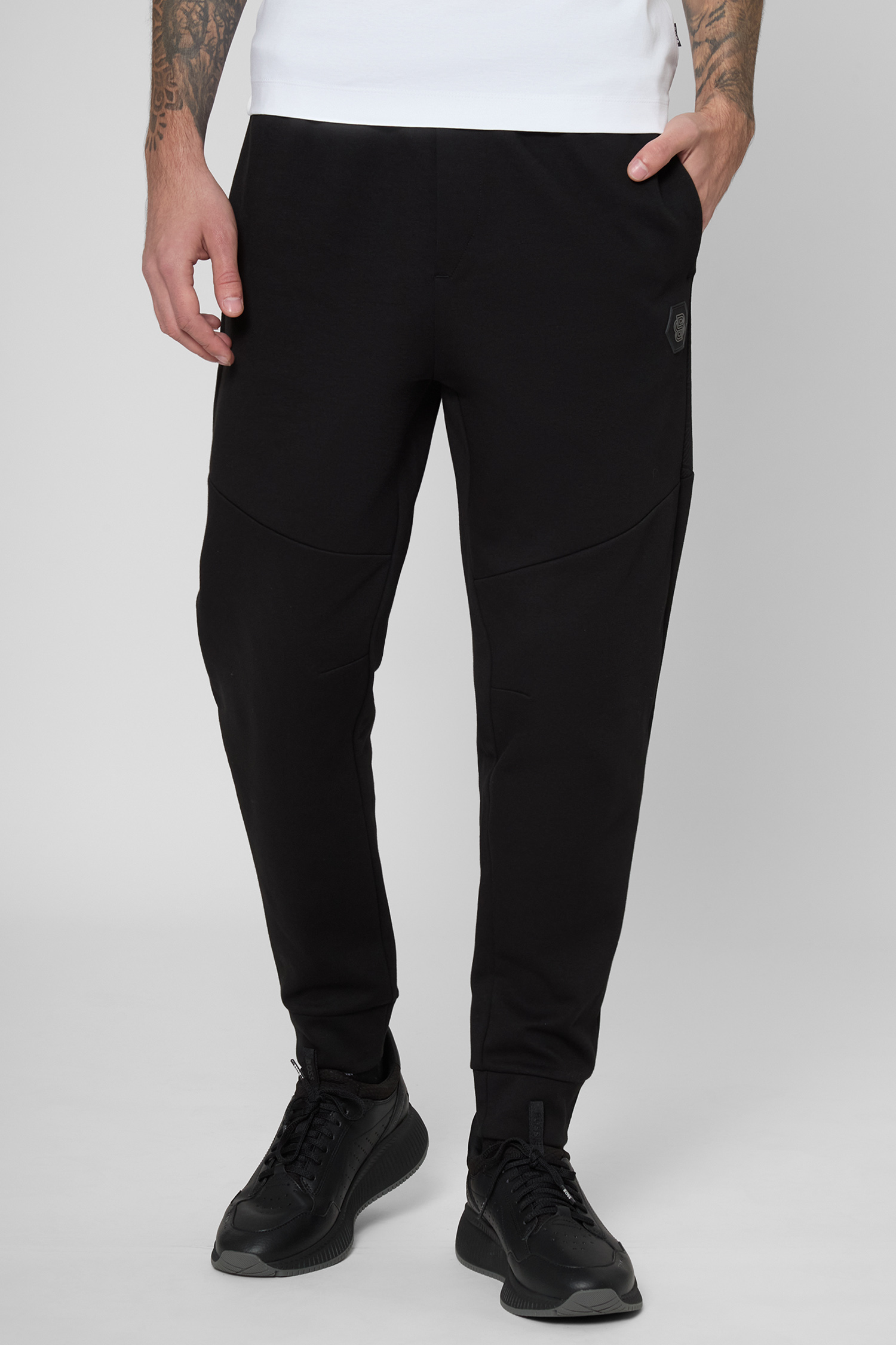 Чоловічі чорні спортивні штани BOSS 50543860;001