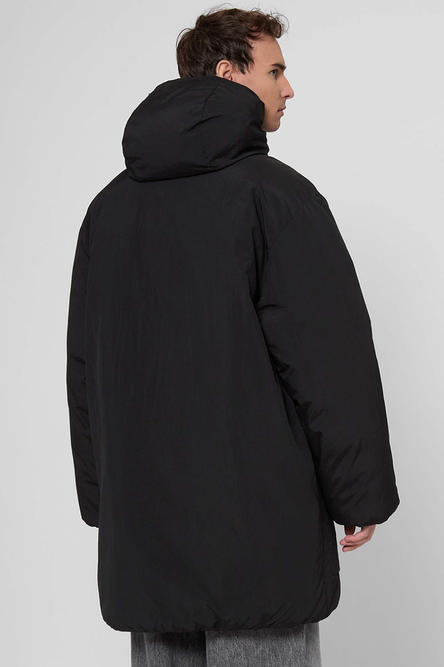 Чоловіча чорна куртка HUGO 50549663;001