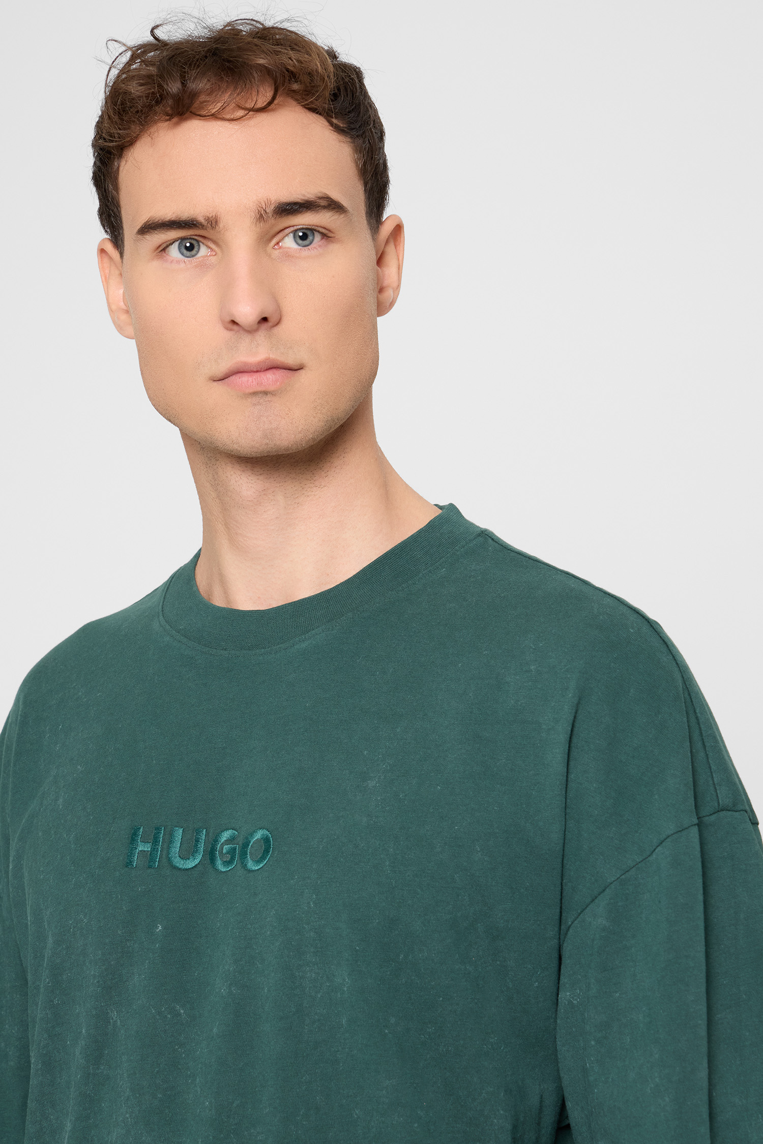 Мужская темно-зеленая футболка HUGO 50546369;385