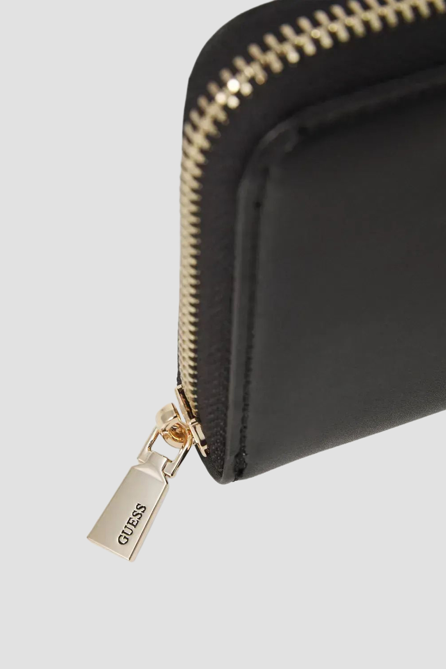 Женский черный кошелек Guess SWVC85.00137;BLA
