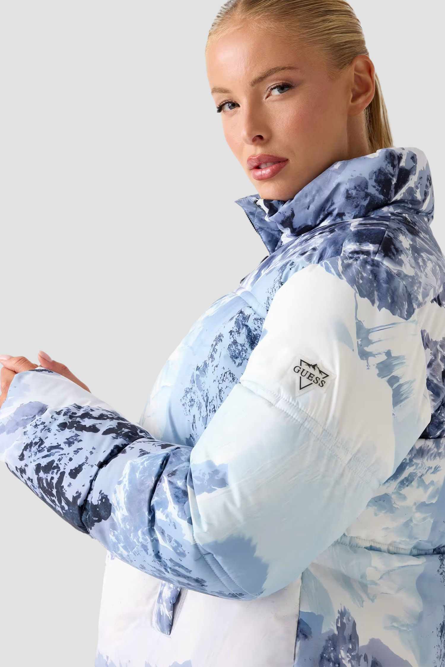 Жіноча лижна куртка Guess W5BL92.W3282;PB1E