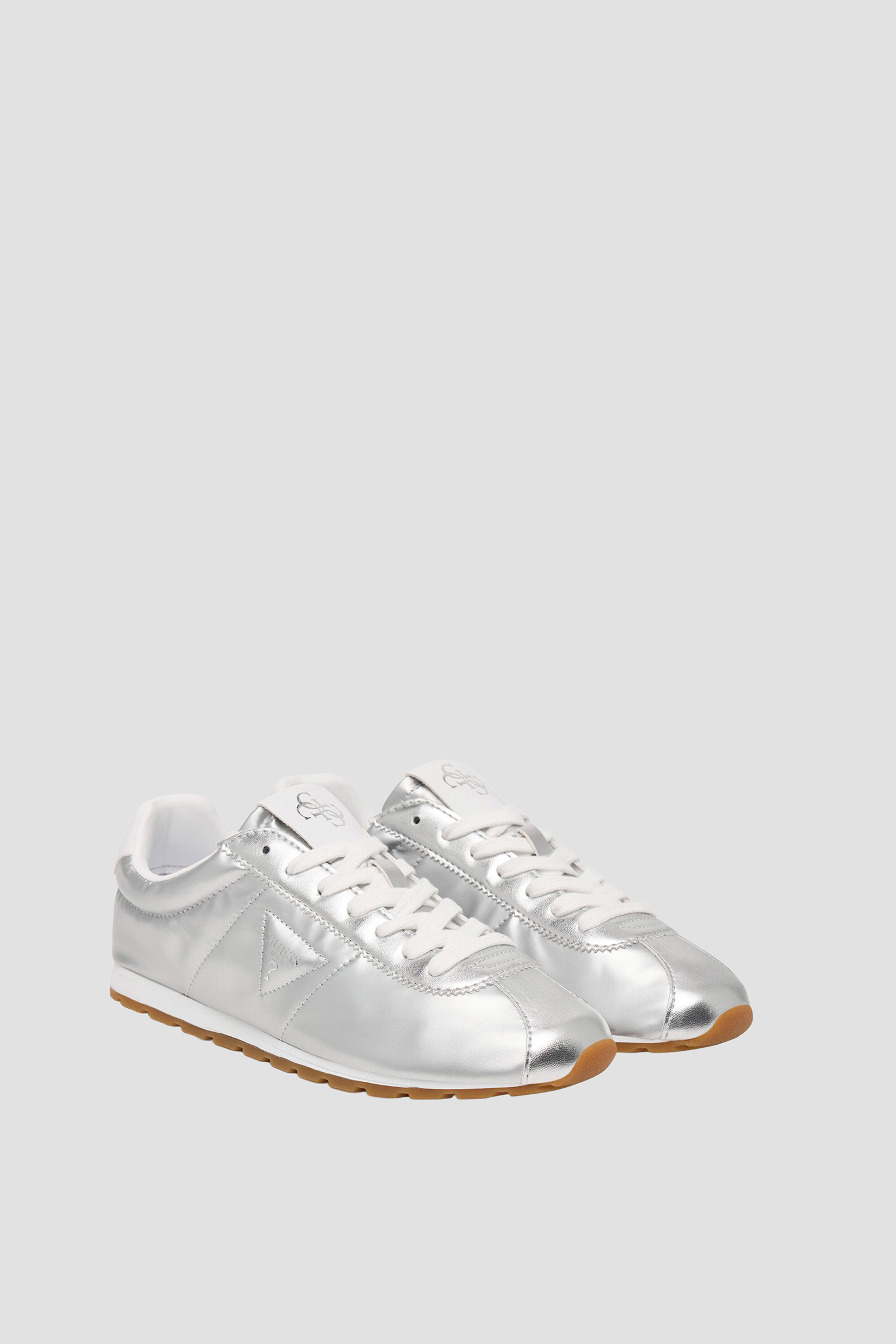 Женские серебристые кроссовки Guess FLPTH2.FAM12;SILVE