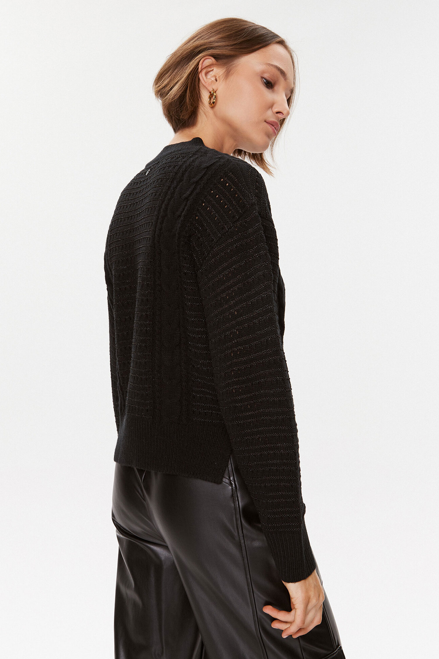 Женский черный свитер Guess W3BR37.Z2X40;JBLK