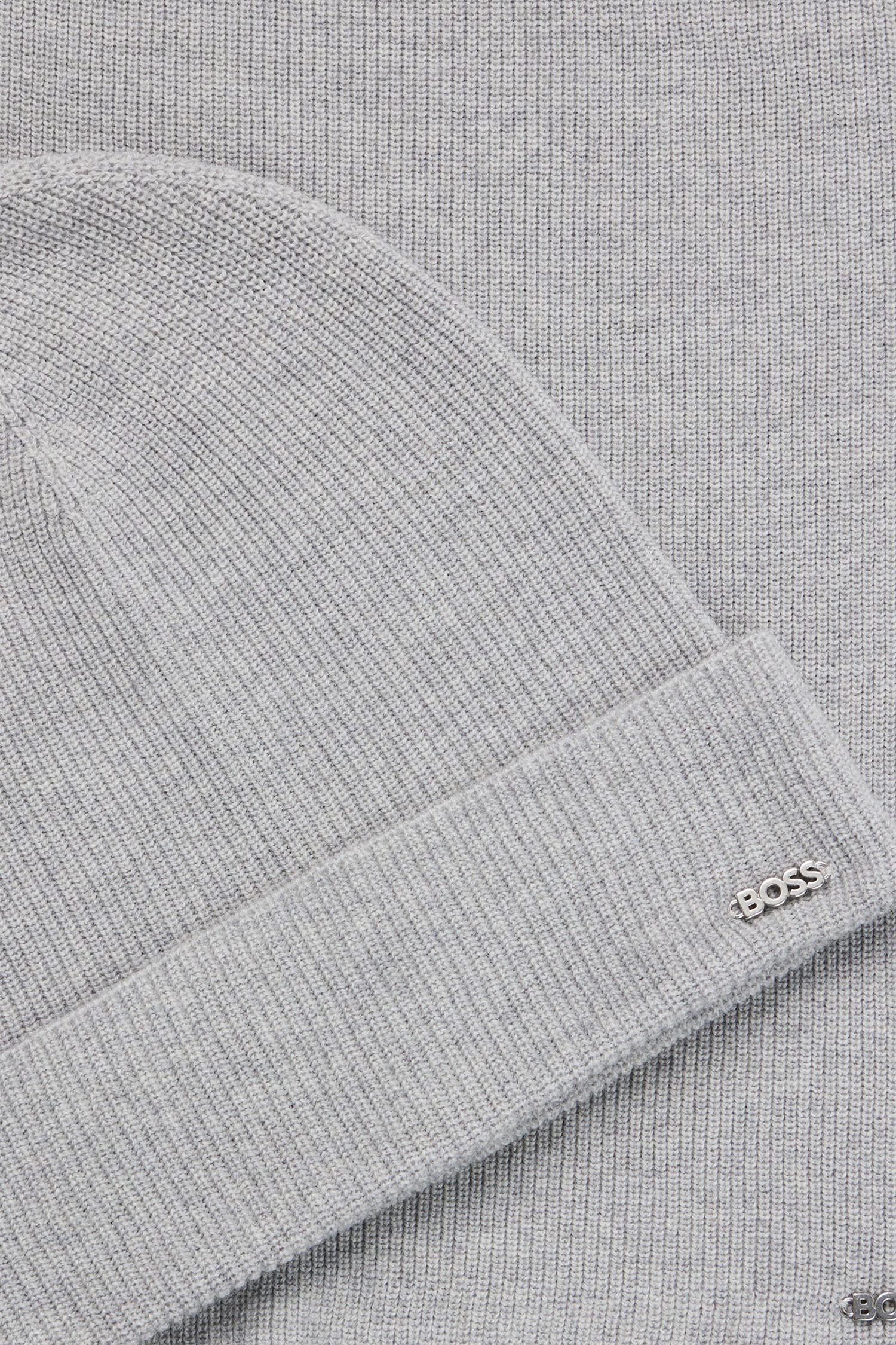 Женский набор аксессуаров (шапка, шарф) BOSS 50502539;040