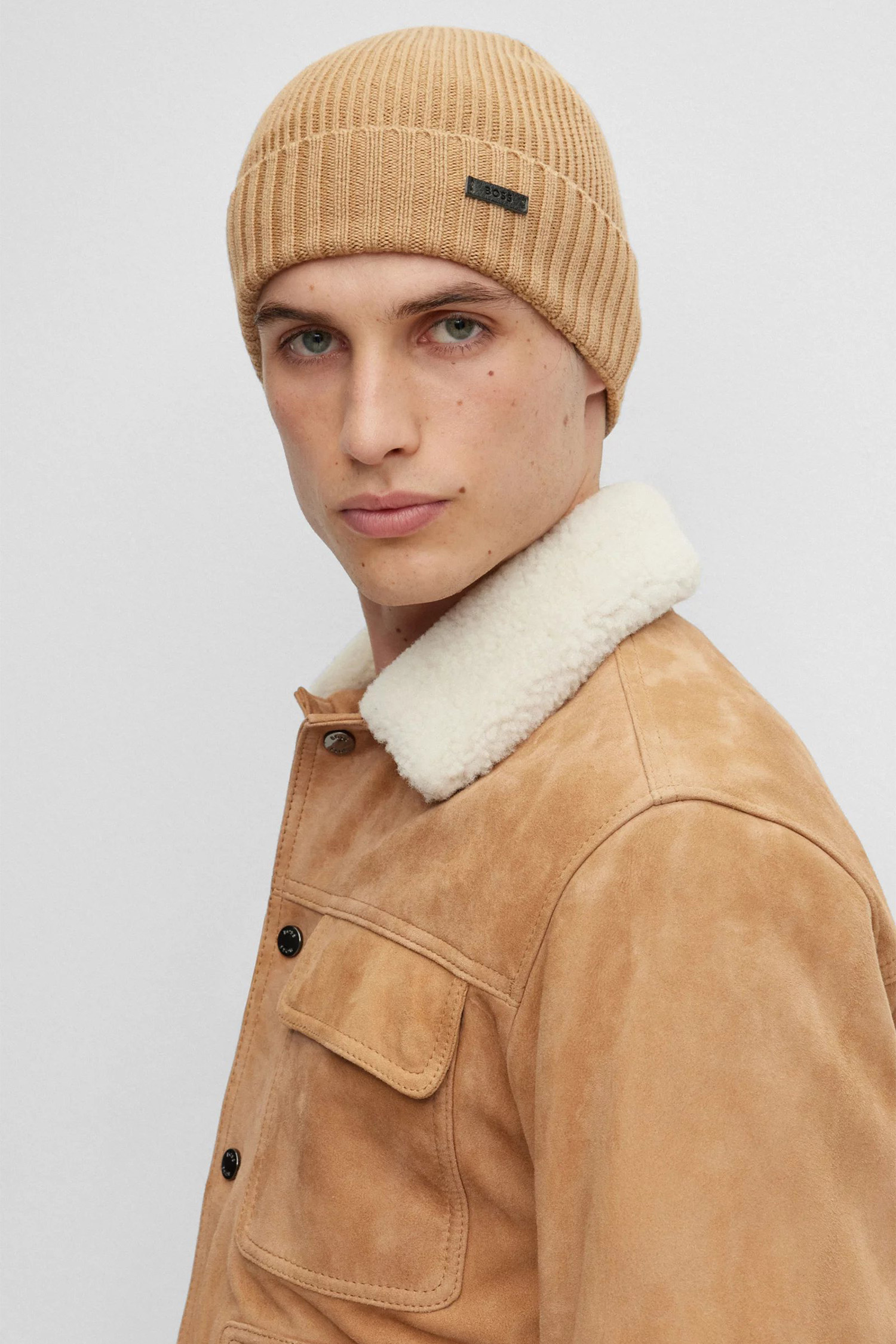 Чоловіча бежева вовняна шапка BOSS 50495306;260