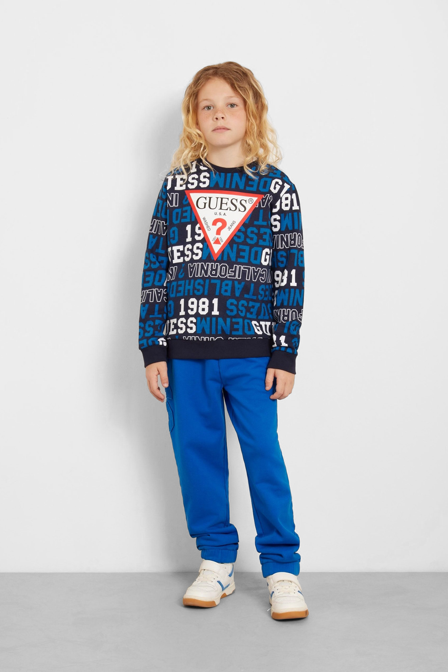 Дитячий світшот з візерунком Guess Kids L4YQ02.KA6R3;PI95