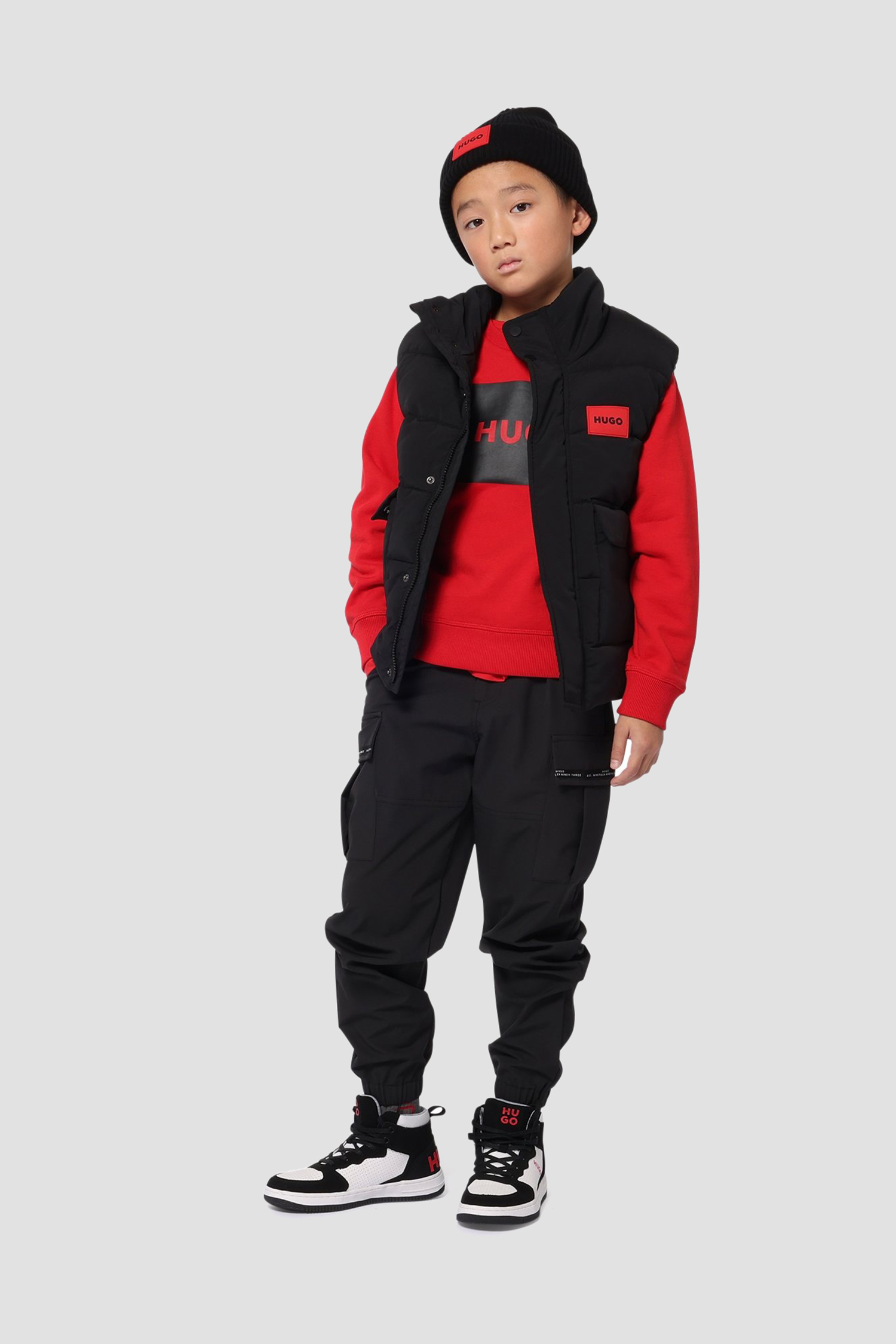 Дитячий чорний жилет HUGO kids G00295;09B