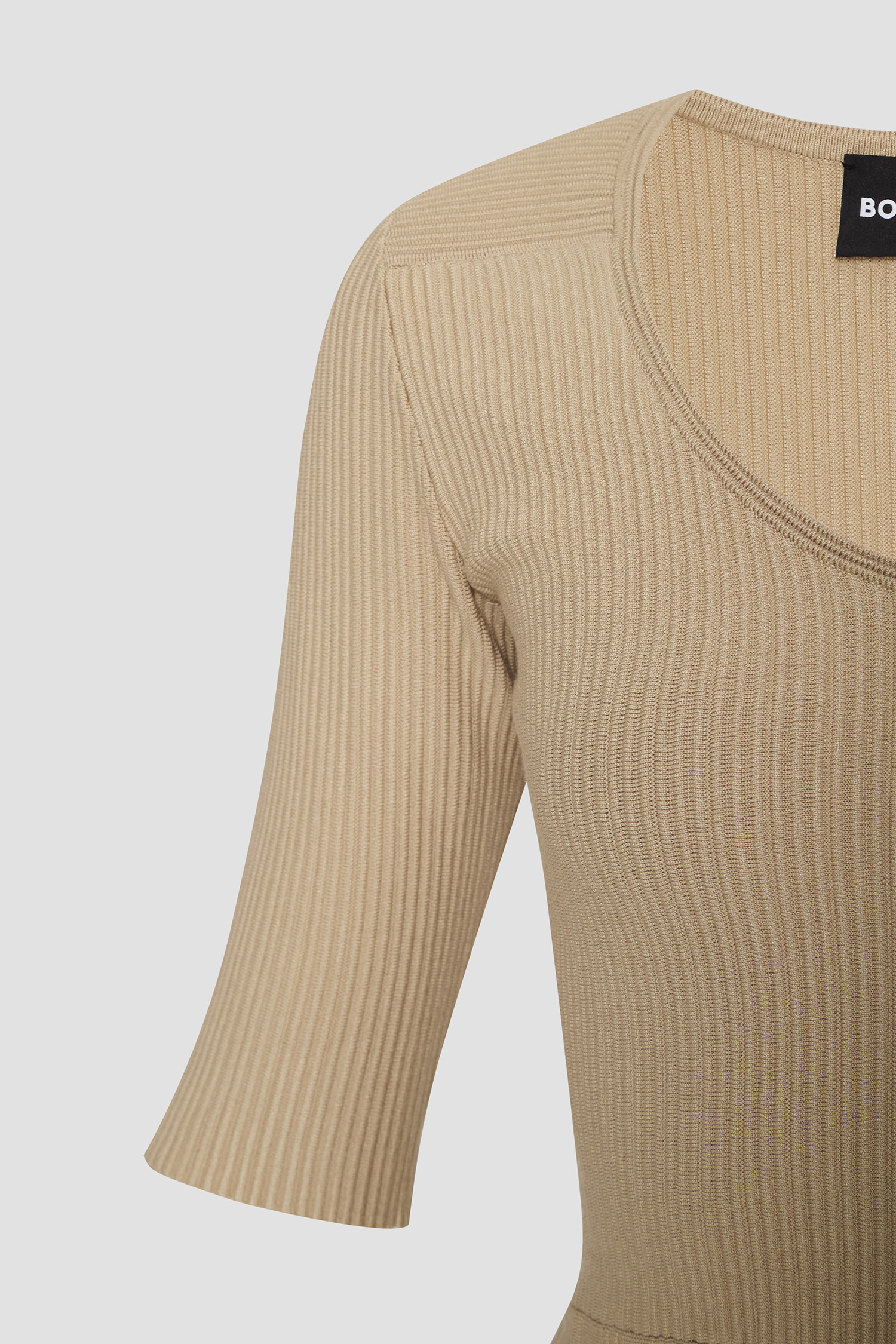 Женское бежевое платье BOSS 50530722;269