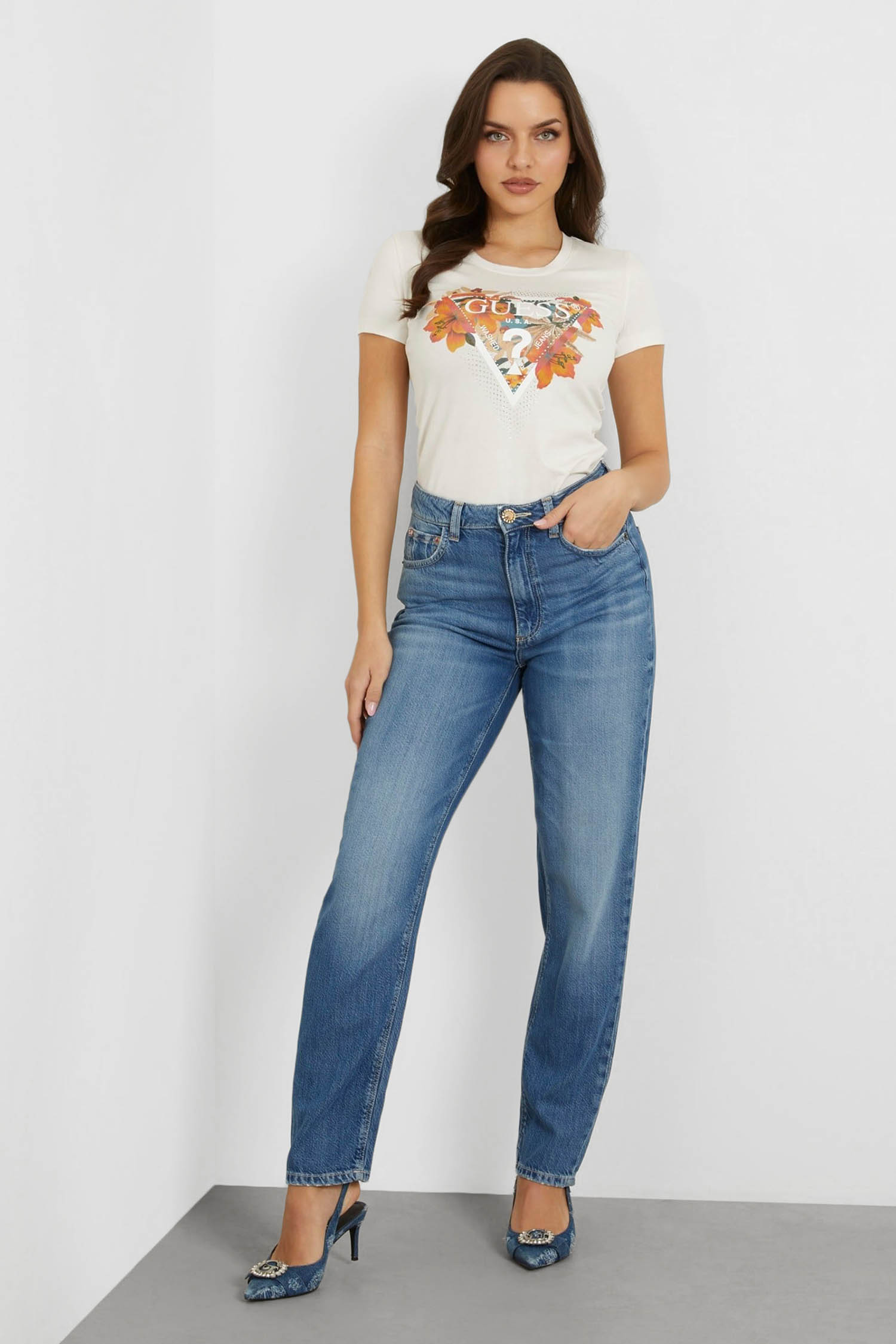 Женская белая футболка Guess W4GI62.J1314;G012