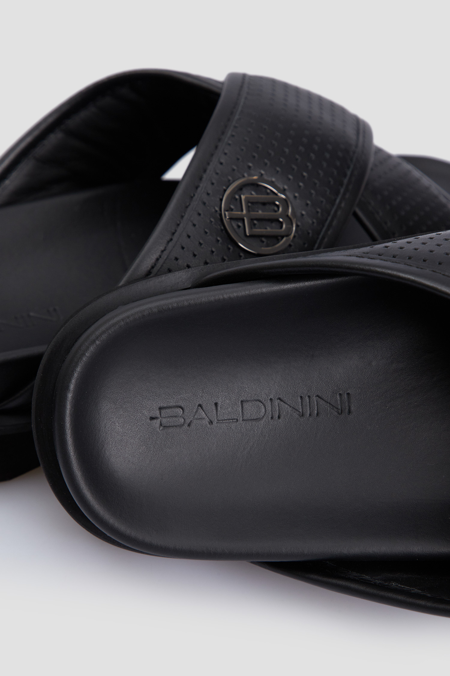 Чоловічі чорні шкіряні слайдери BALDININI U3EF32P1GOLD;0000
