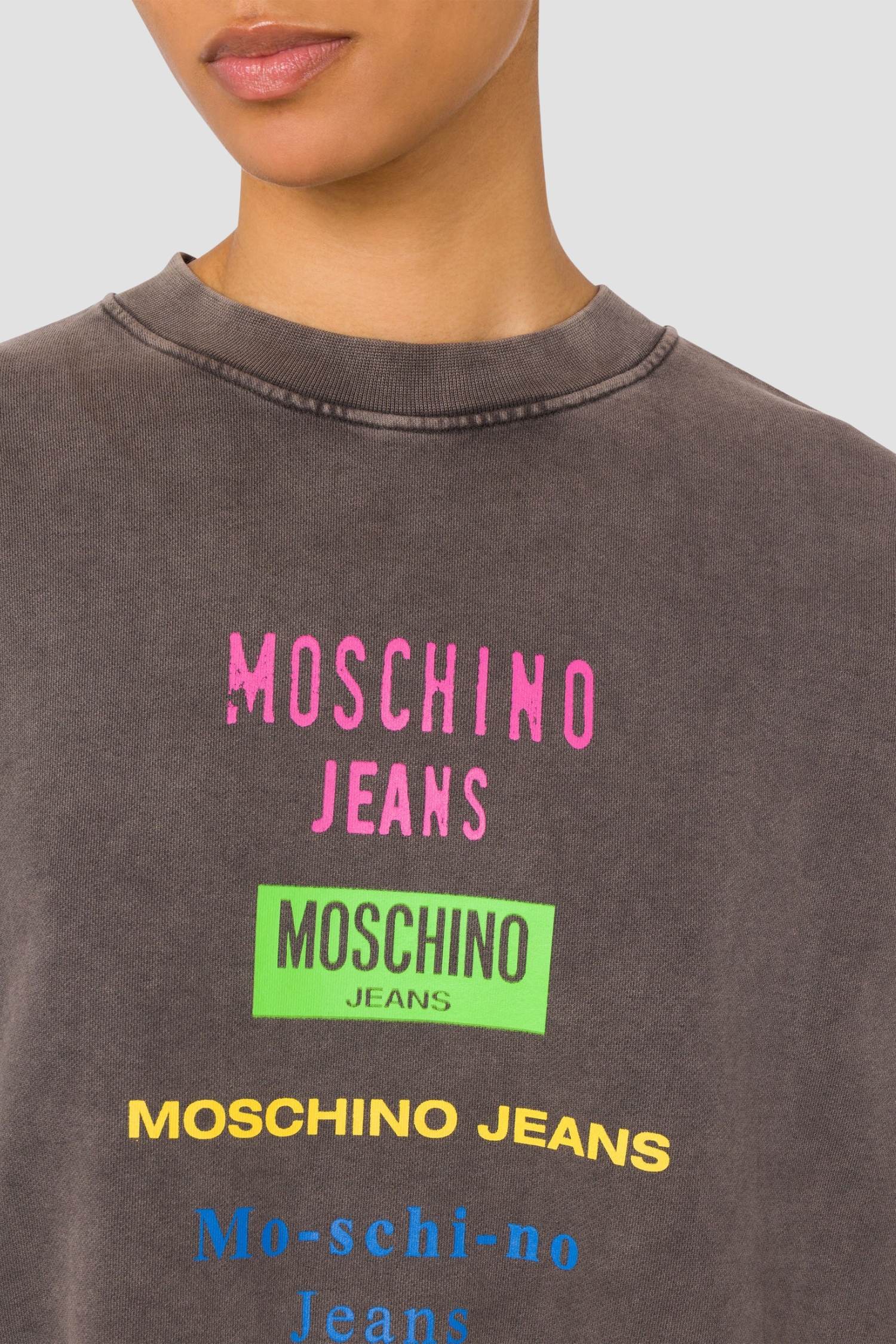 Жіночий темно-сірий світшот Moschino J1706.8234;5499