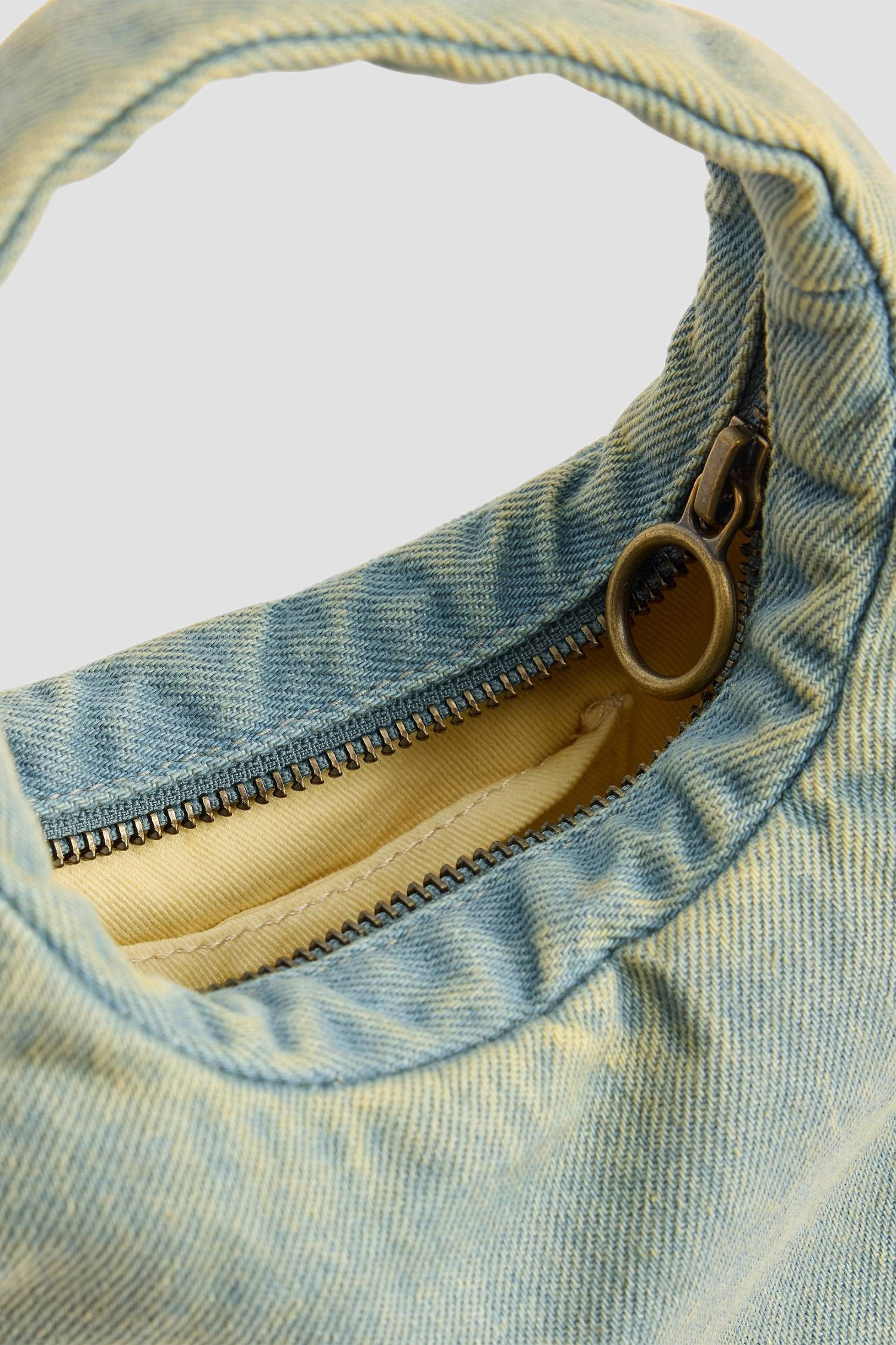 Жіноча блакитна джинсова сумка Levi’s® 004A2;0002