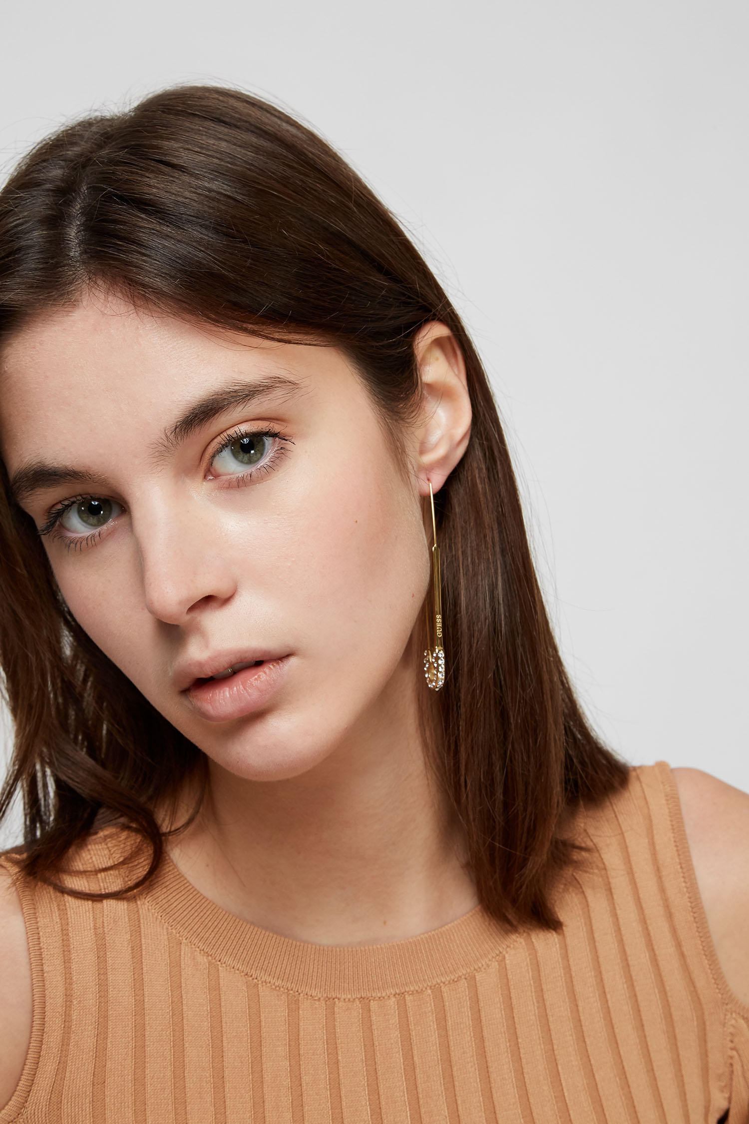 Женские золотистые серьги Guess UBE20100;GL