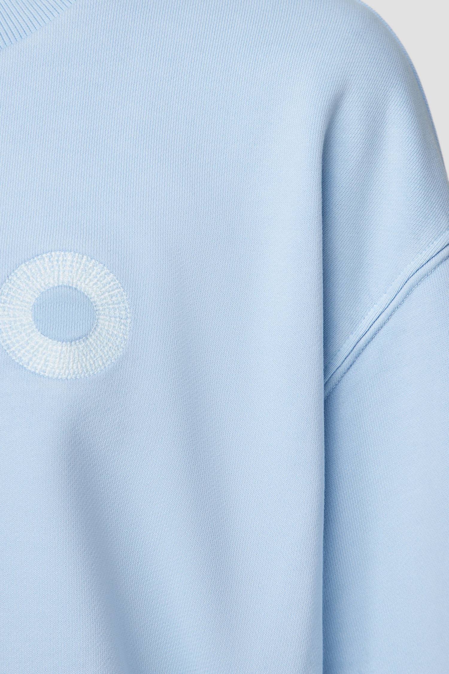 Женский голубой свитшот HUGO 50512022;527