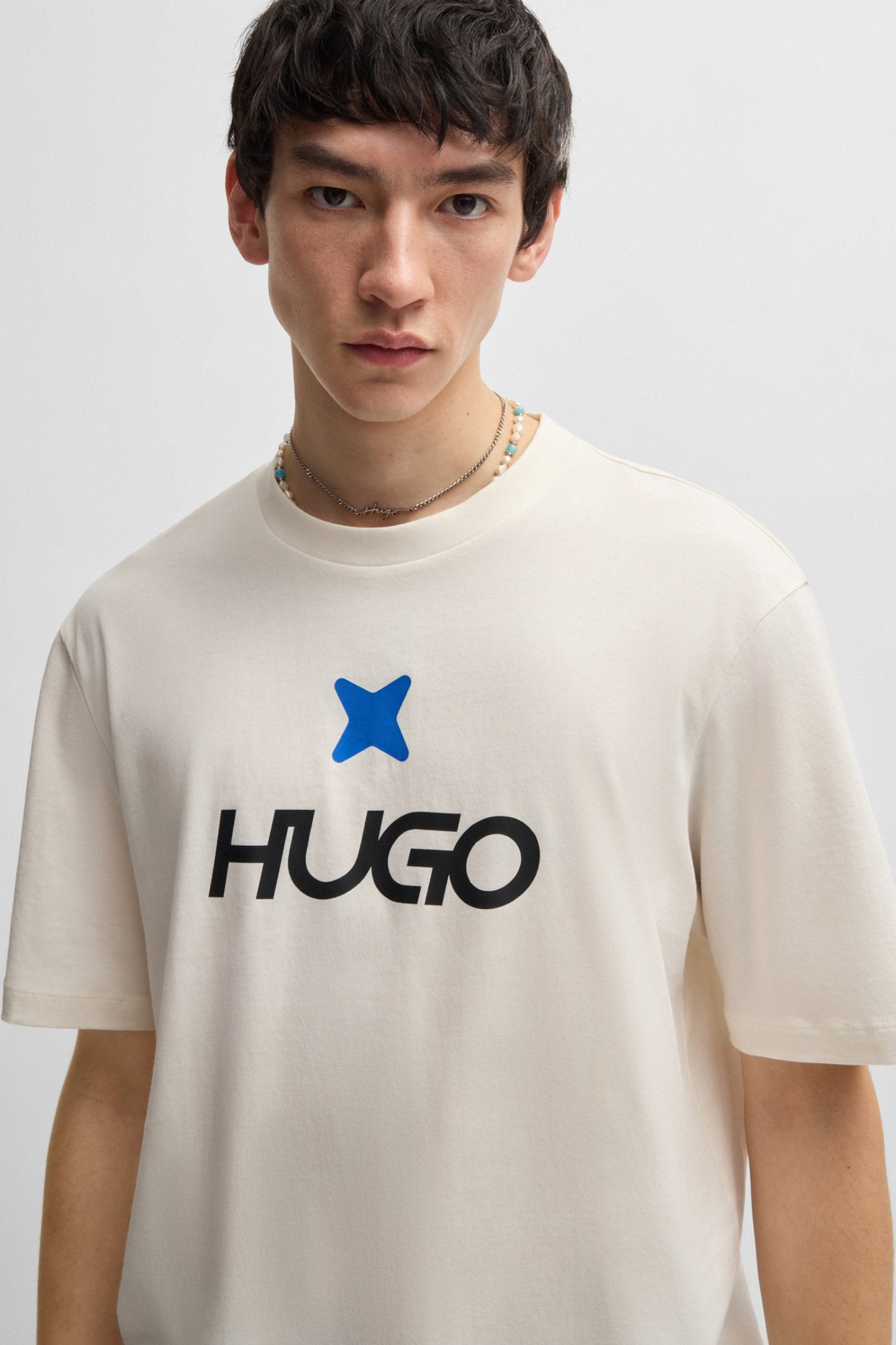 Чоловіча біла футболка HUGO BLUE 50542934;121