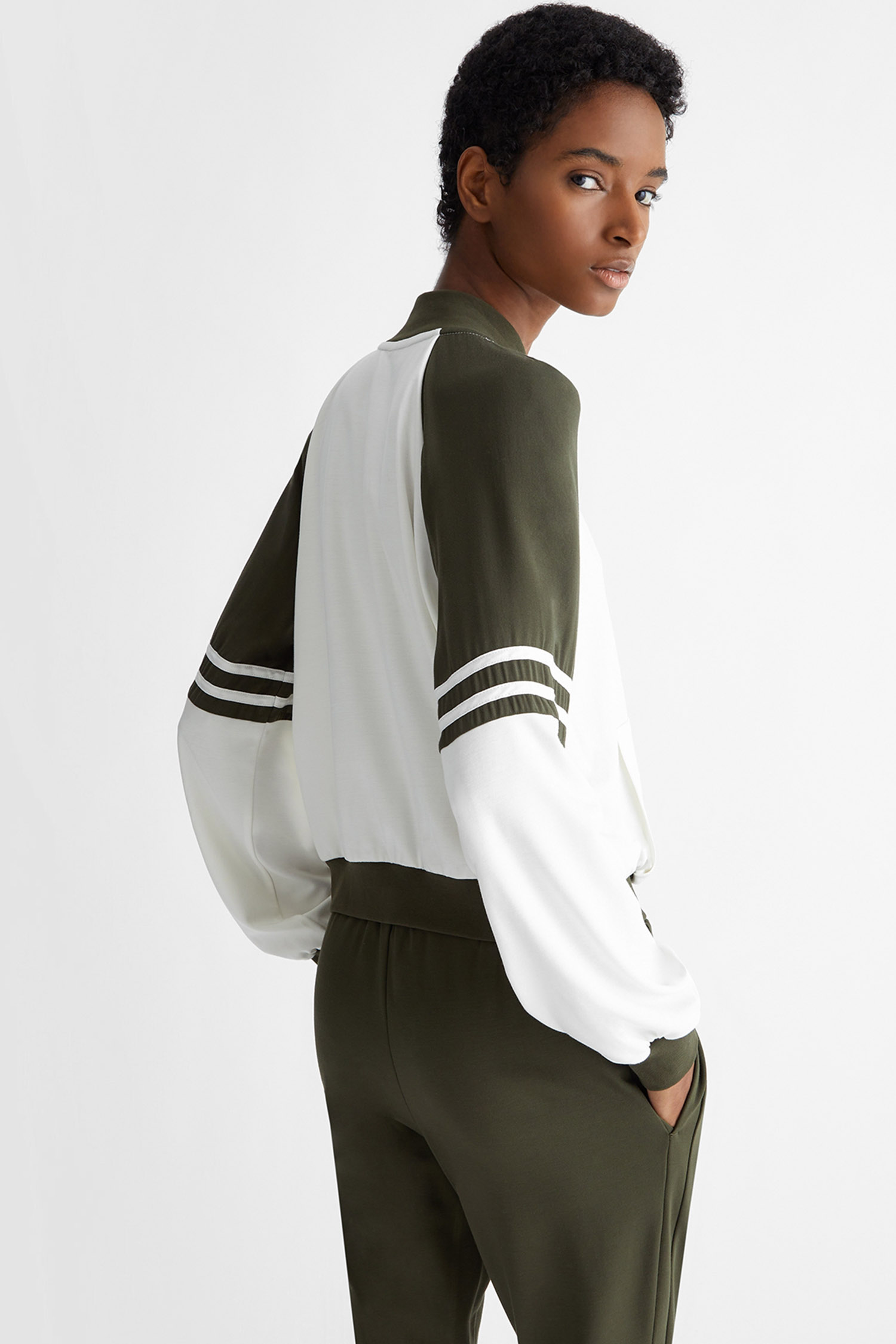 Жіноча біла спортивна кофта Liu Jo TA4175.J5942;N9045