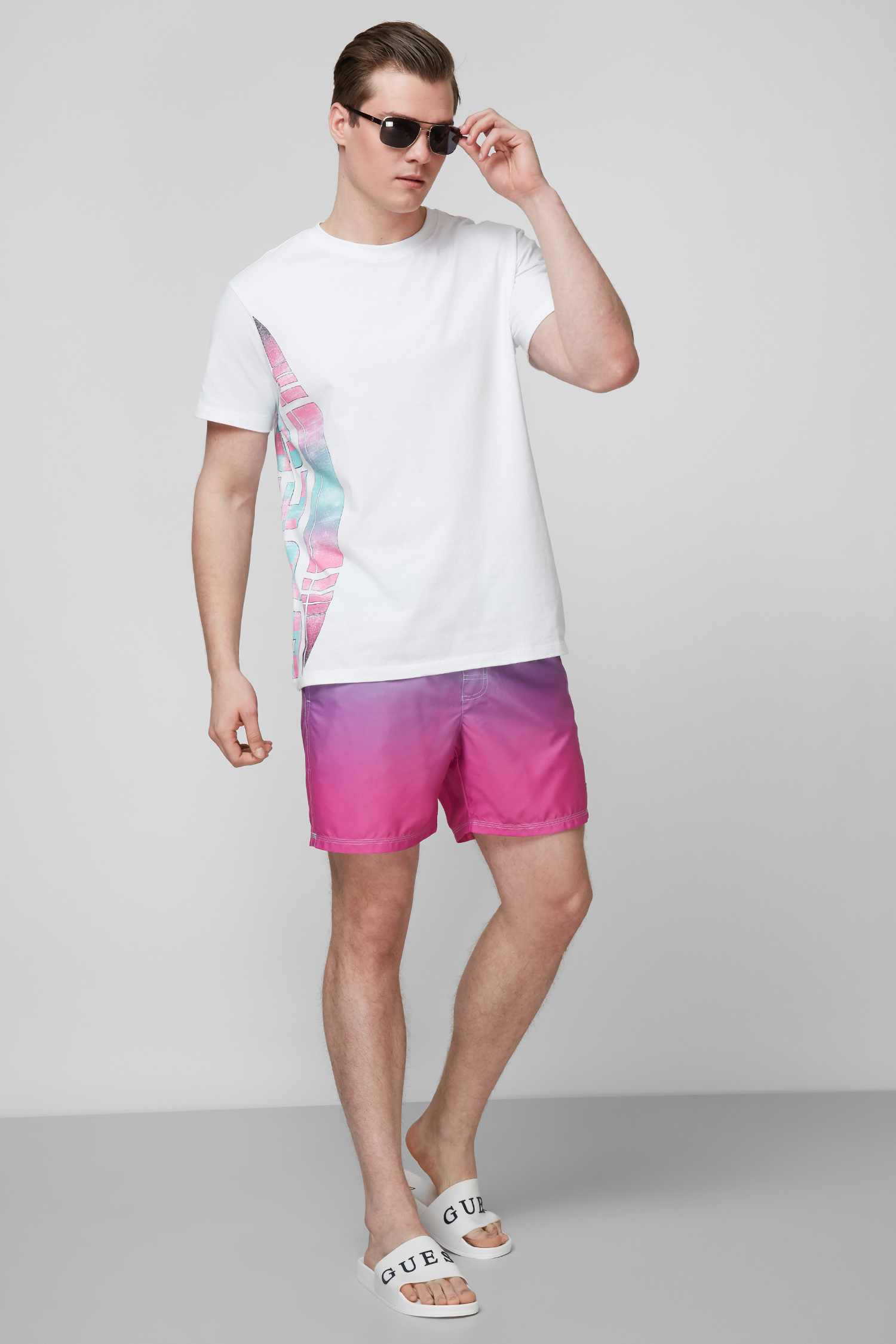 Мужские плавательные шорты Guess F1GT04.WO02O;G60J