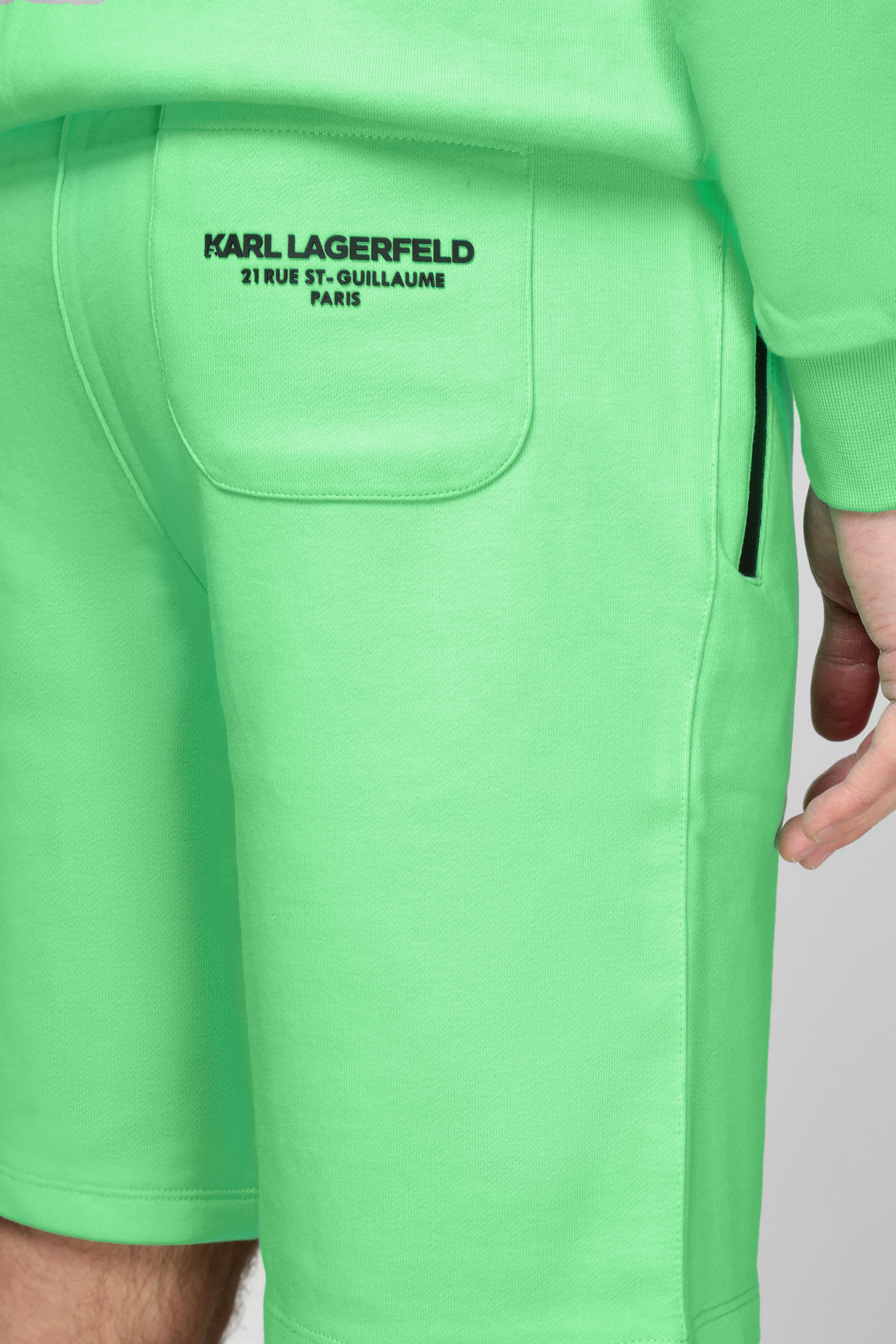 Чоловічі салатові шорти Karl Lagerfeld 521900.705432;520