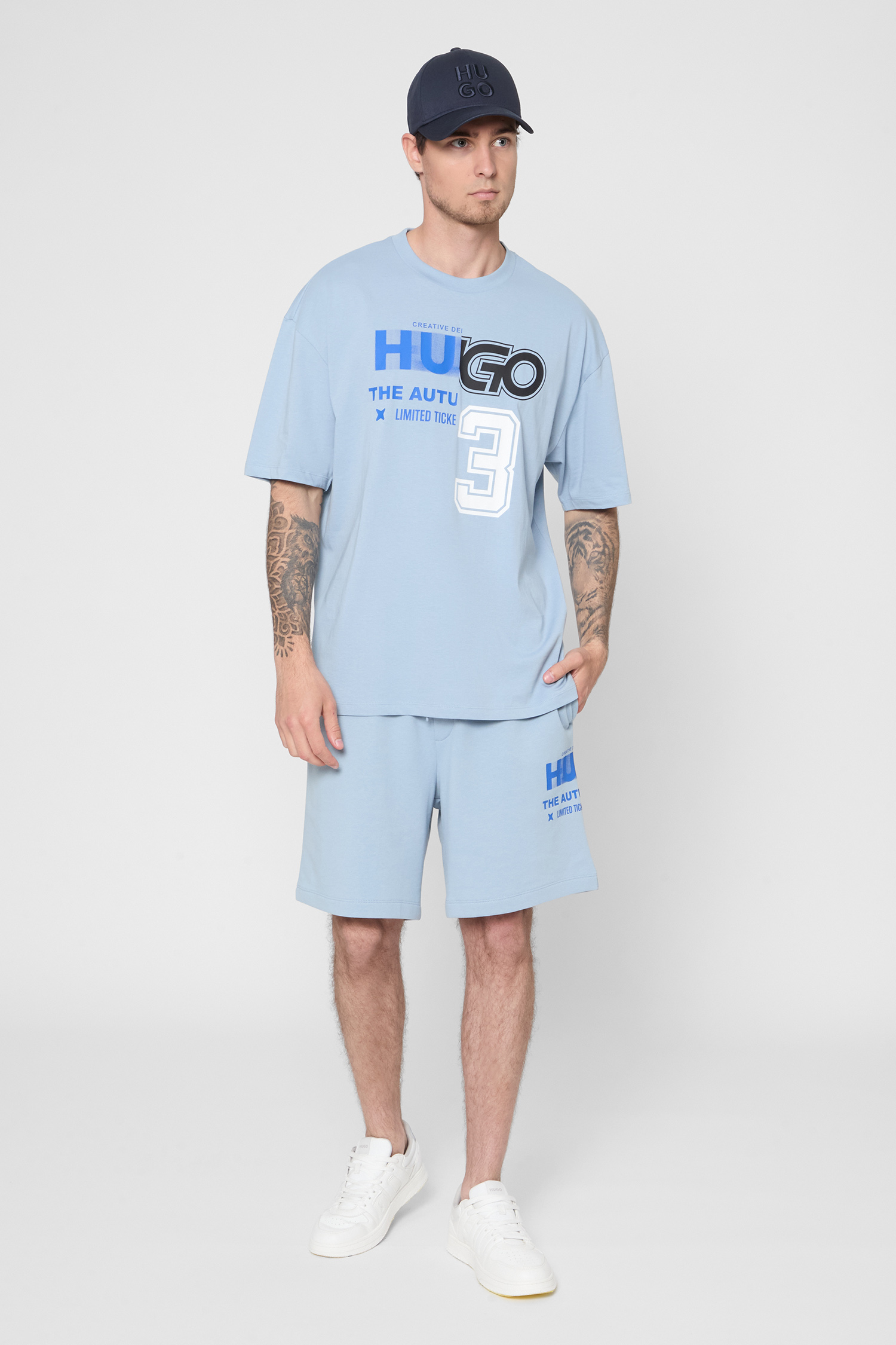 Чоловіча блакитна футболка HUGO BLUE 50544168;458
