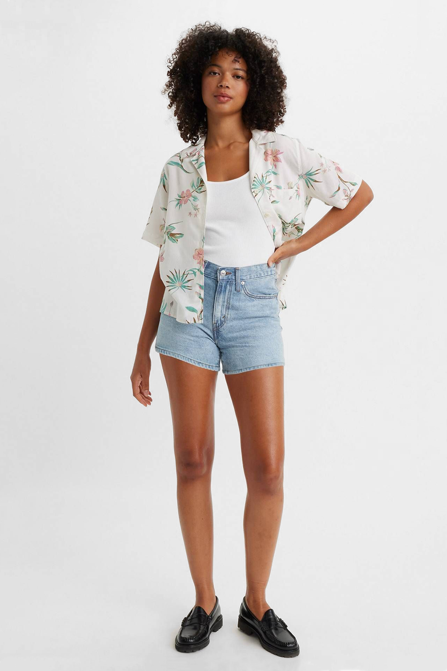Женские голубые джинсовые шорты '80s Mom Levi’s® A4695;0008