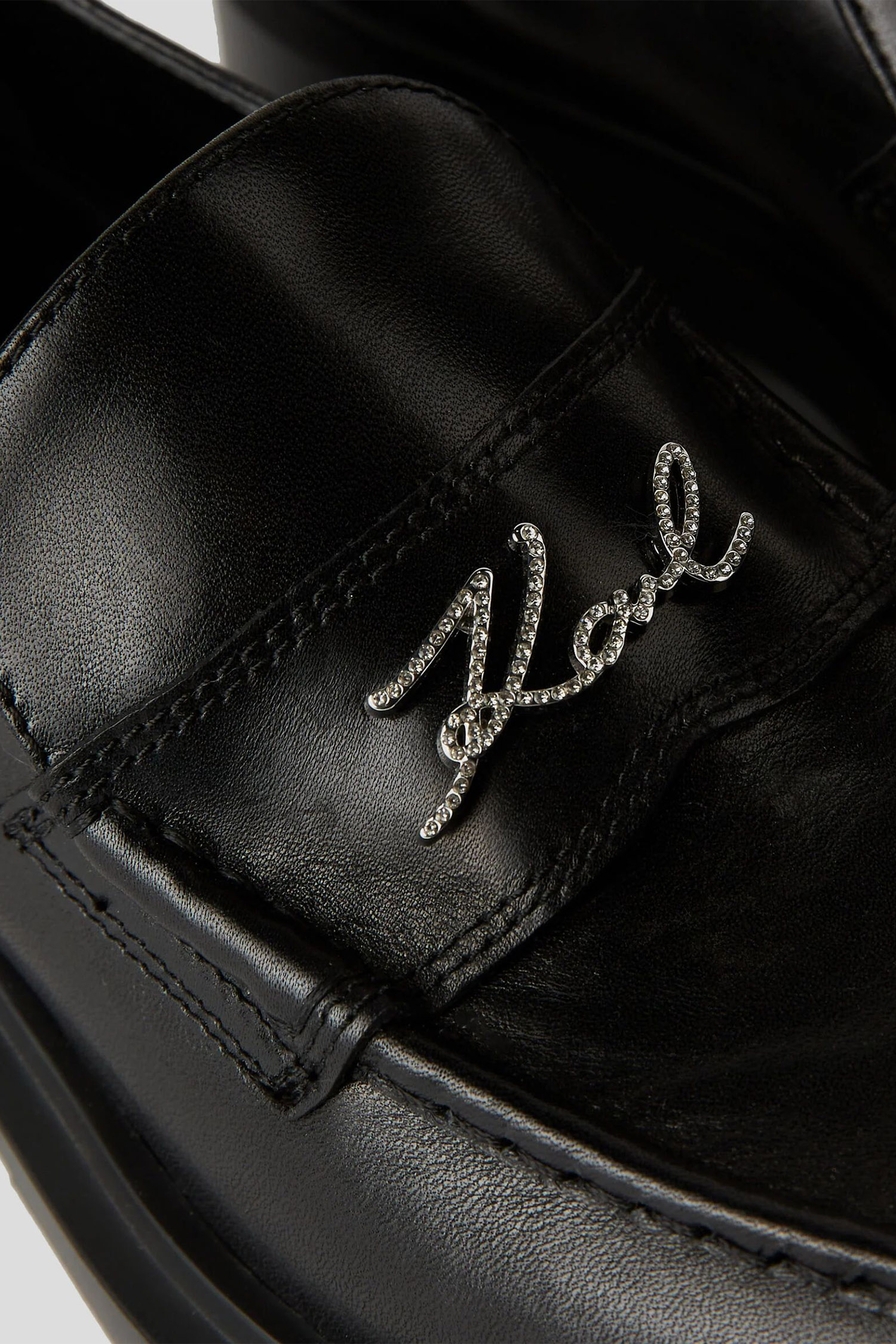 Жіночі чорні шкіряні лофери Karl Lagerfeld KL41213;000