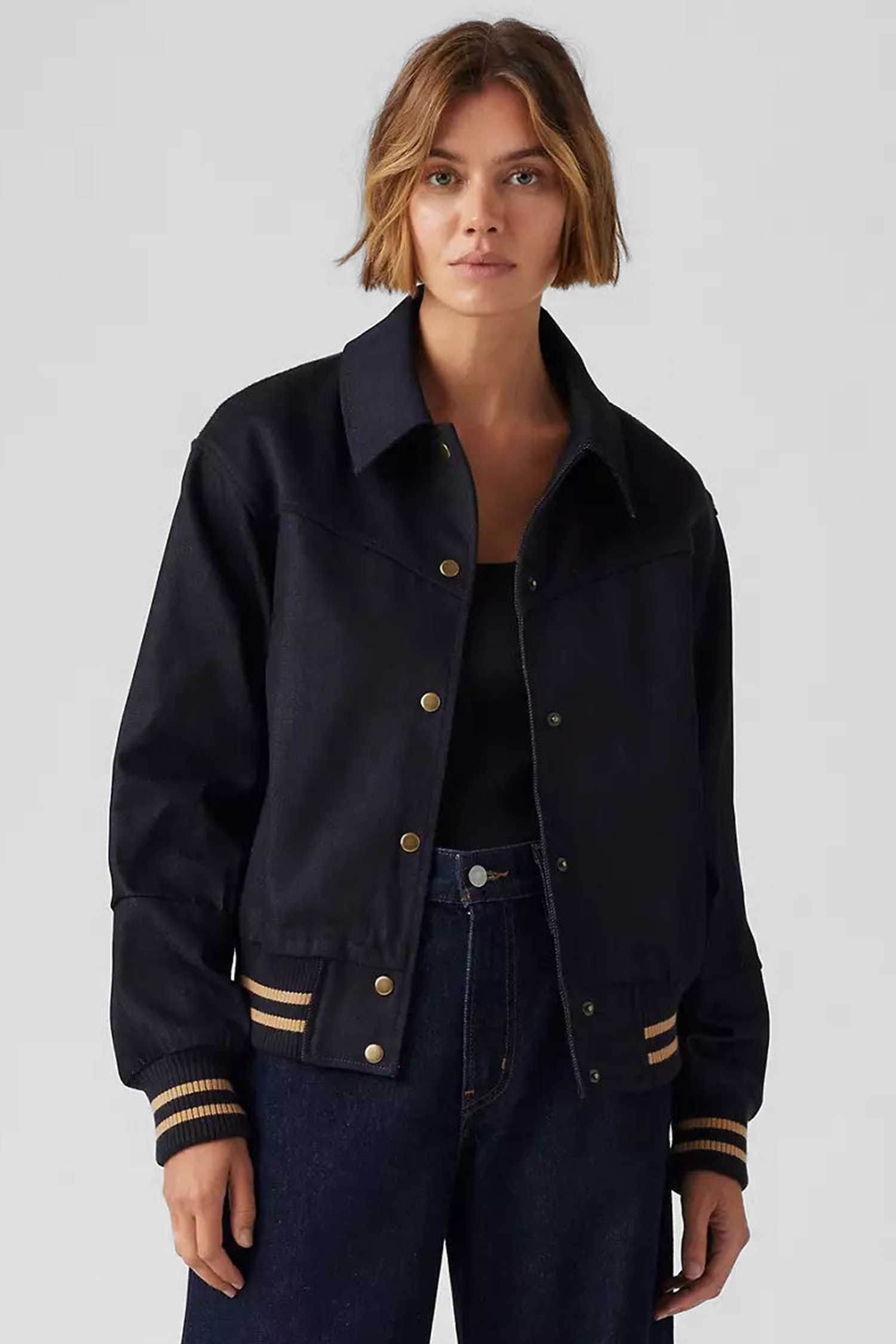 Женская черная джинсовая куртка Levi’s® 001FN;0000