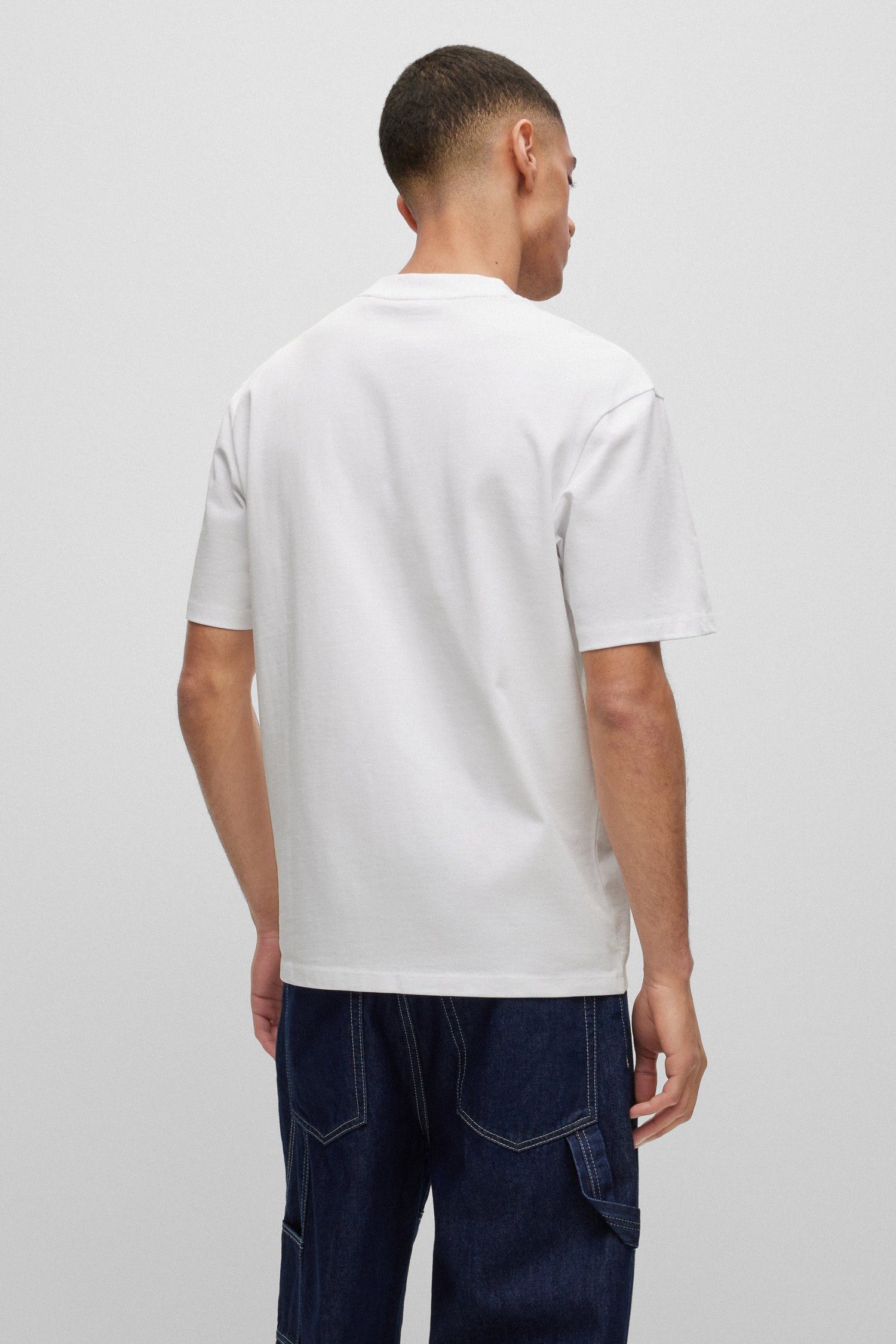 Мужская белая футболка HUGO 50488330;100