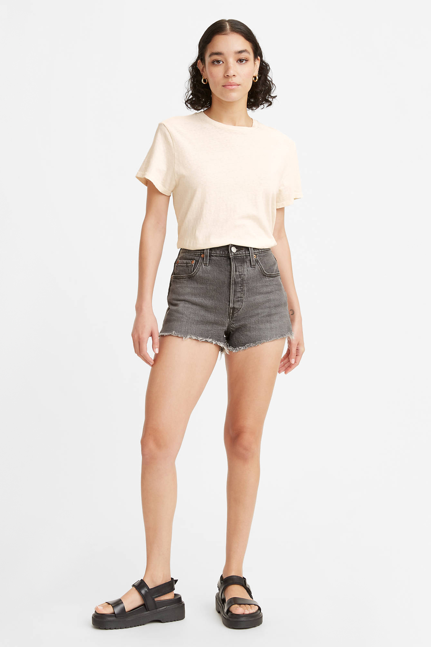 Жіночі чорні джинсові шорти 501® Levi’s® 56327;0240
