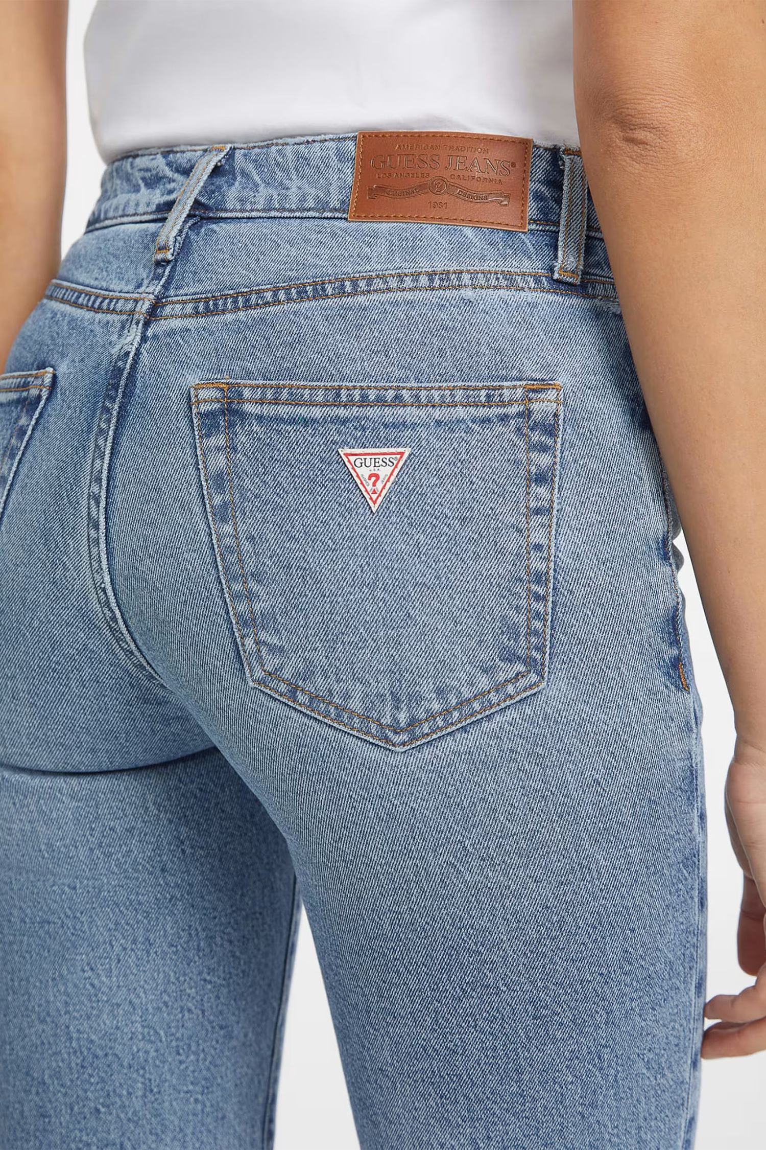 Женские голубые джинсы Guess Jeans W4YA98.D5CC5;GJLV