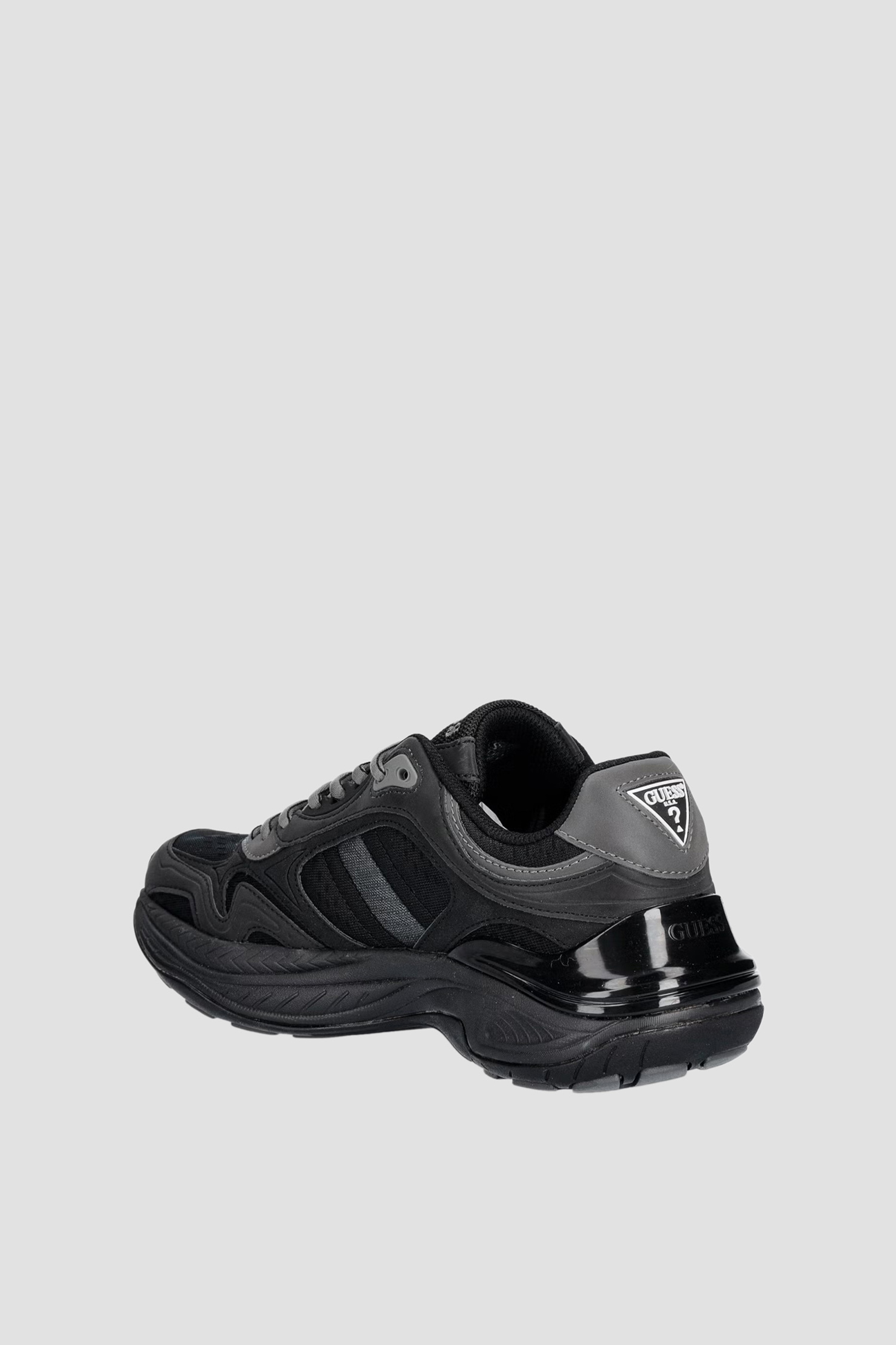 Мужские черные кроссовки Guess FMTSQU.ELE12;BLACK