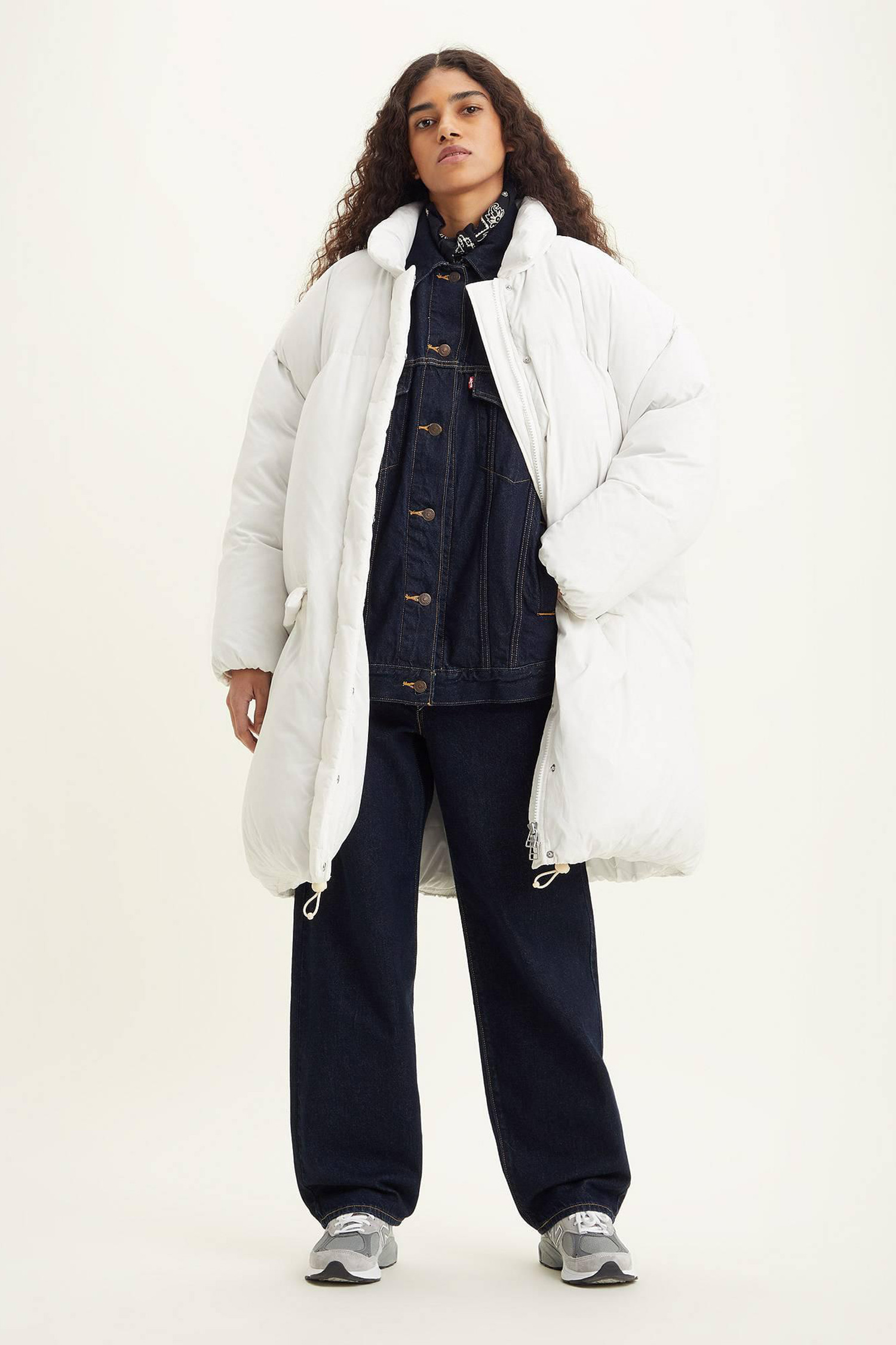 Женский белый пуховик Levi's® A3257;0001 — Ultrashop