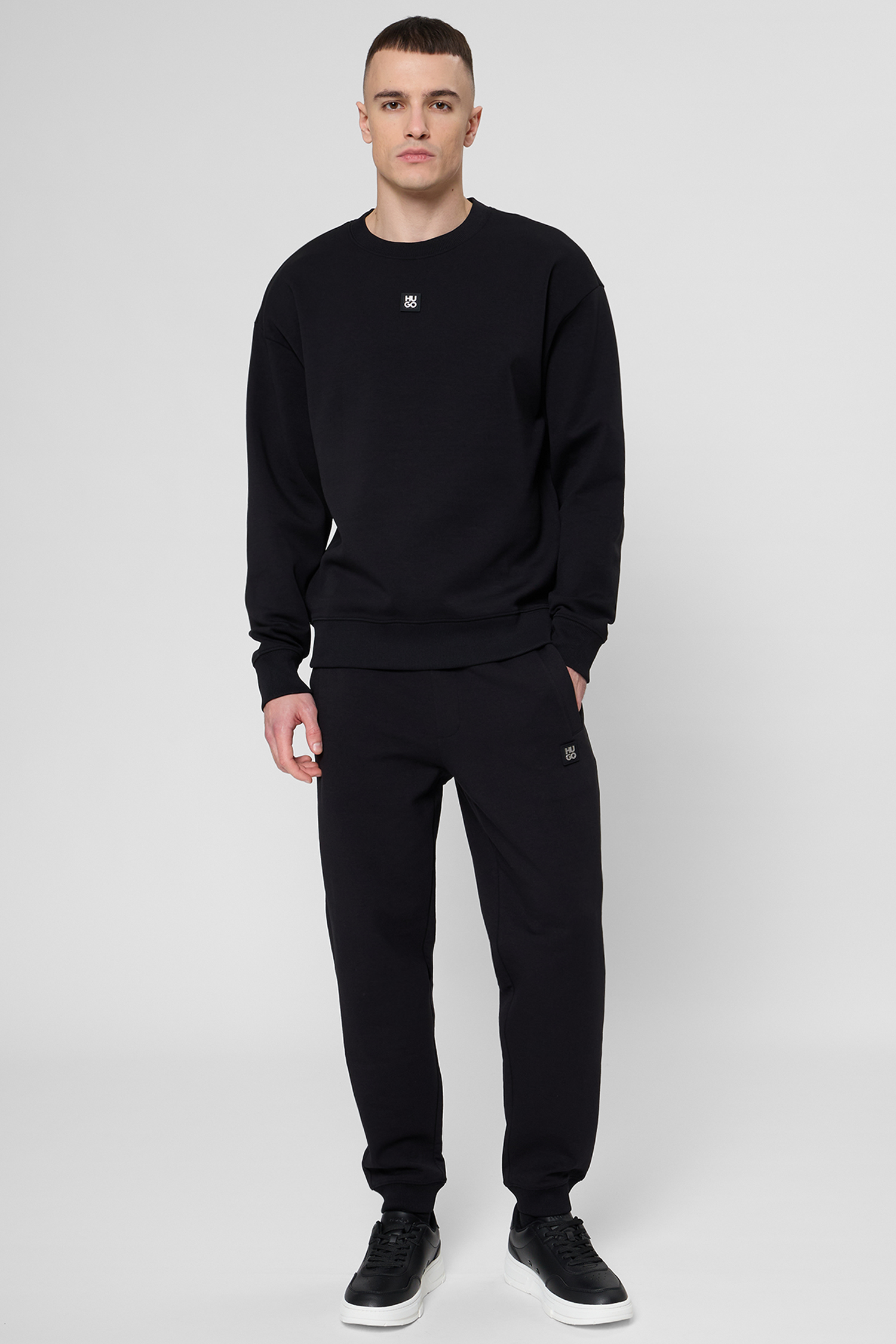 Чоловічий чорний світшот HUGO 50533689;002