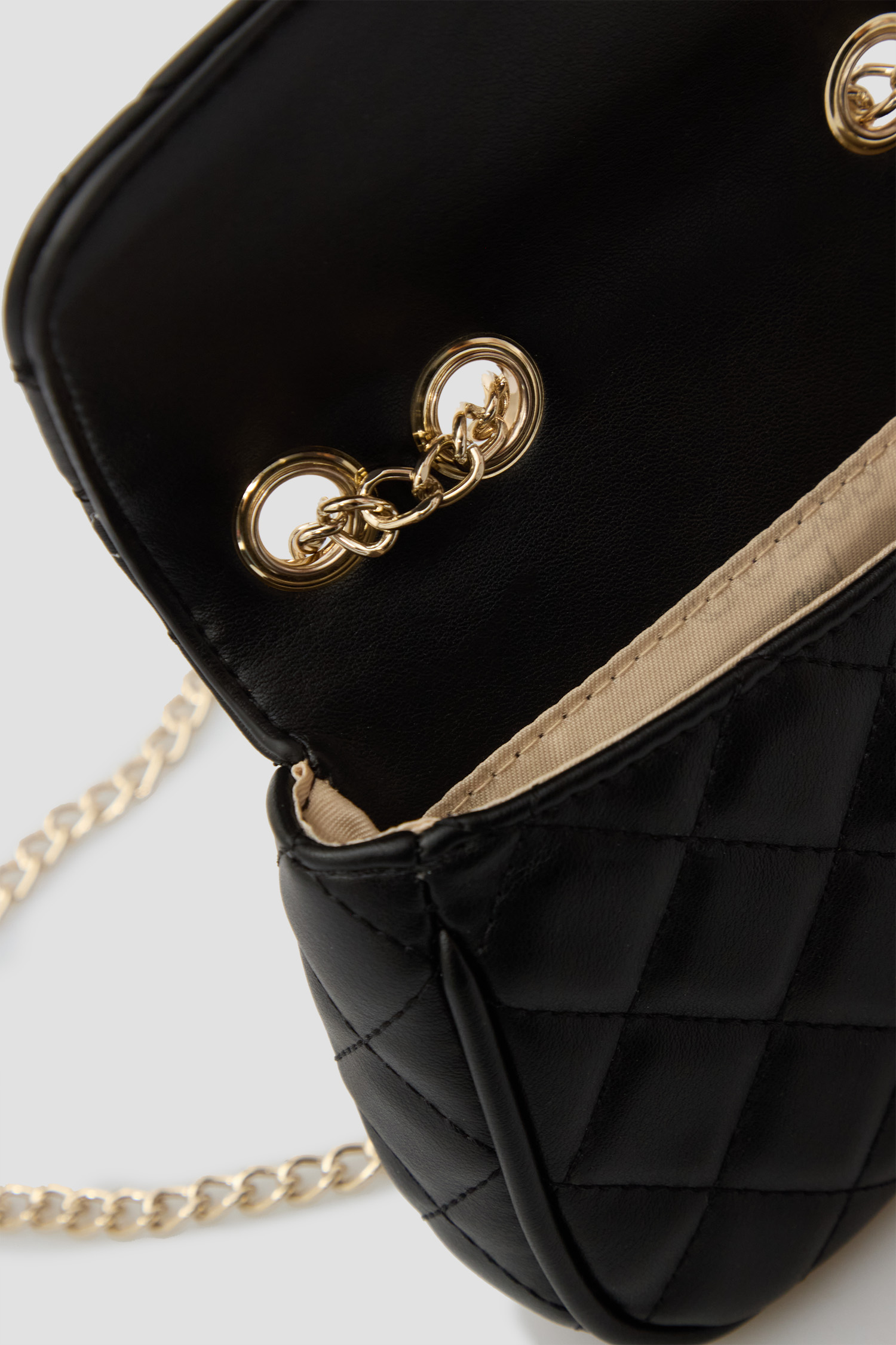 Дитяча чорна сумка Guess Kids J5YZ17.WGT10;JBLK