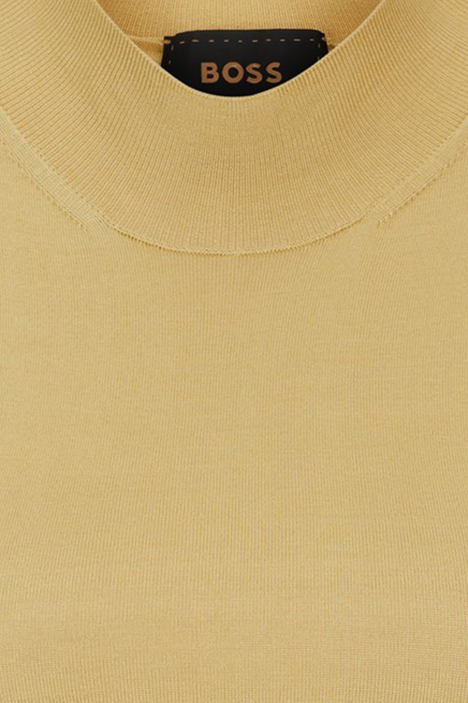 Жіночий бежевий шовковий топ BOSS 50514200;754