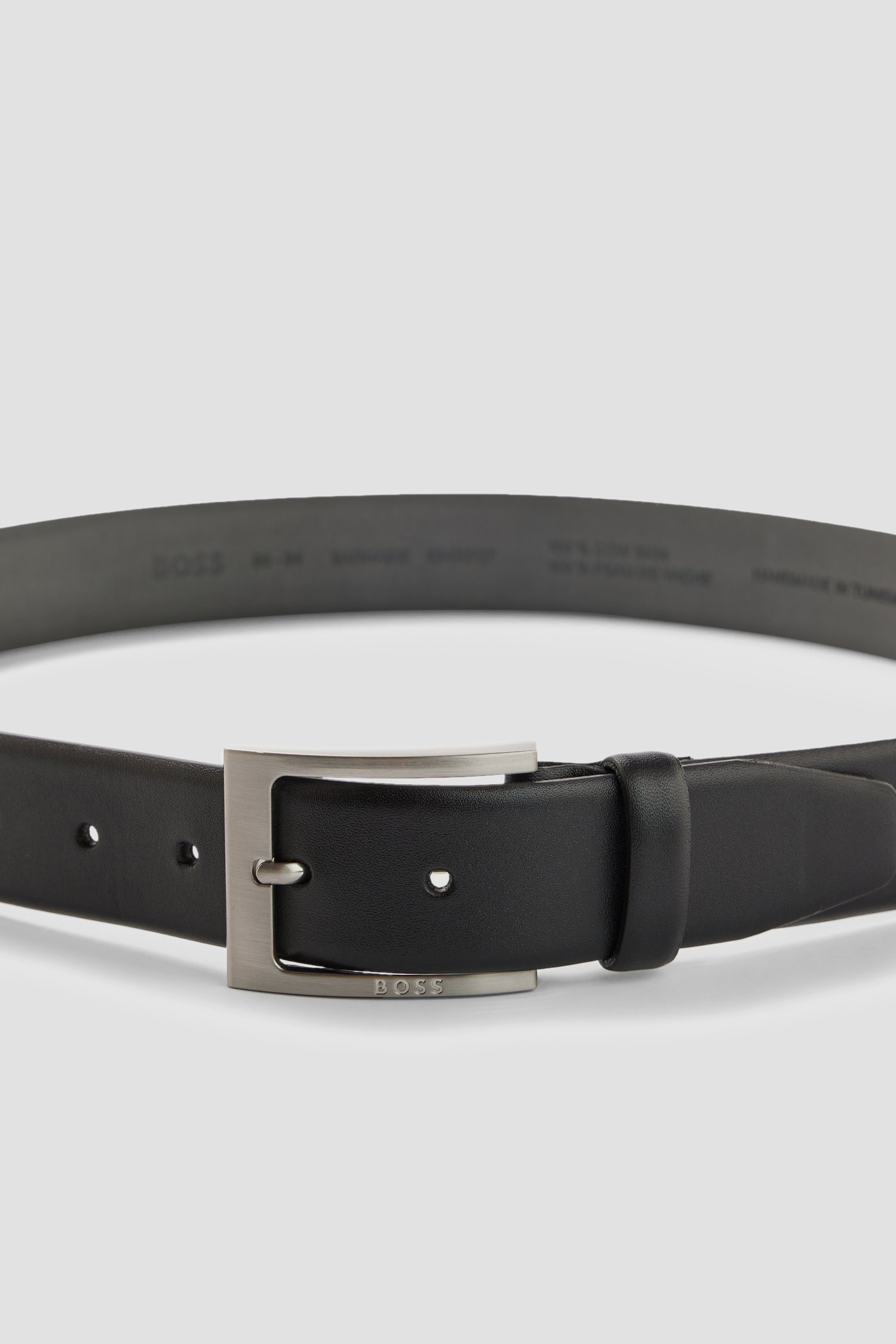 Чоловічий чорний шкіряний ремінь BOSS 50470787;002