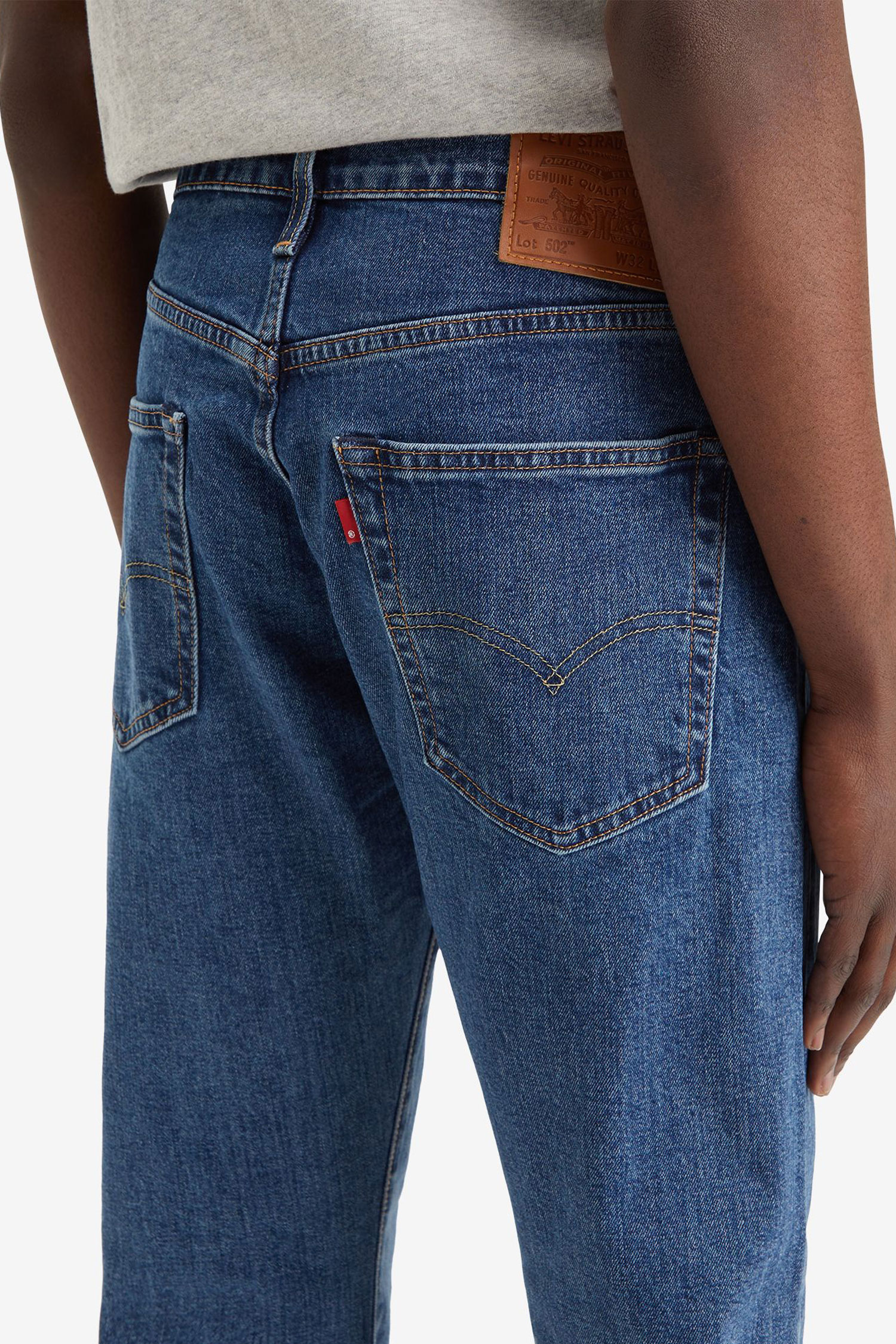 Мужские синие джинсы 502™ Taper Levi’s® 29507;0555