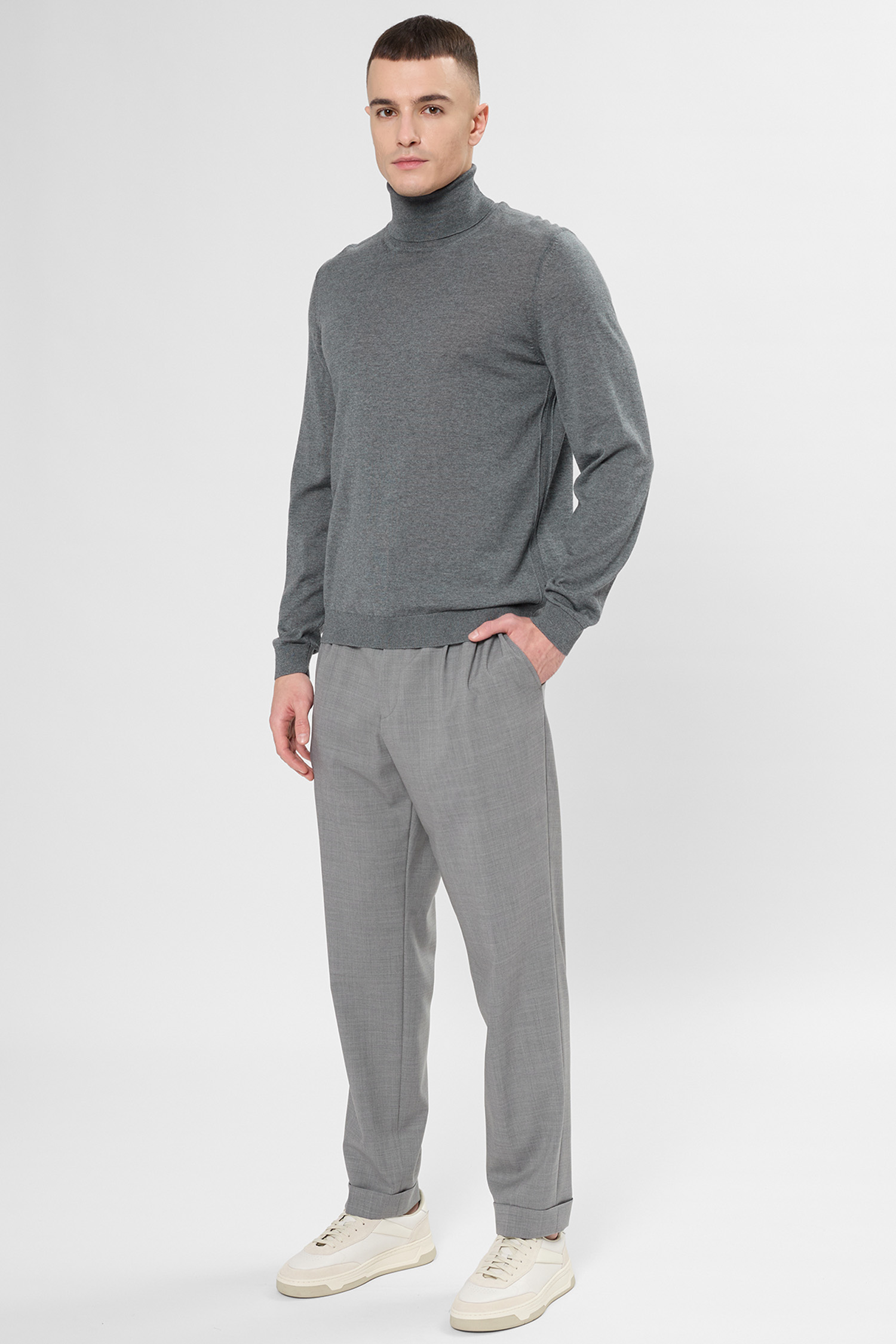 Чоловічий сірий вовняний гольф BOSS 50468262;030