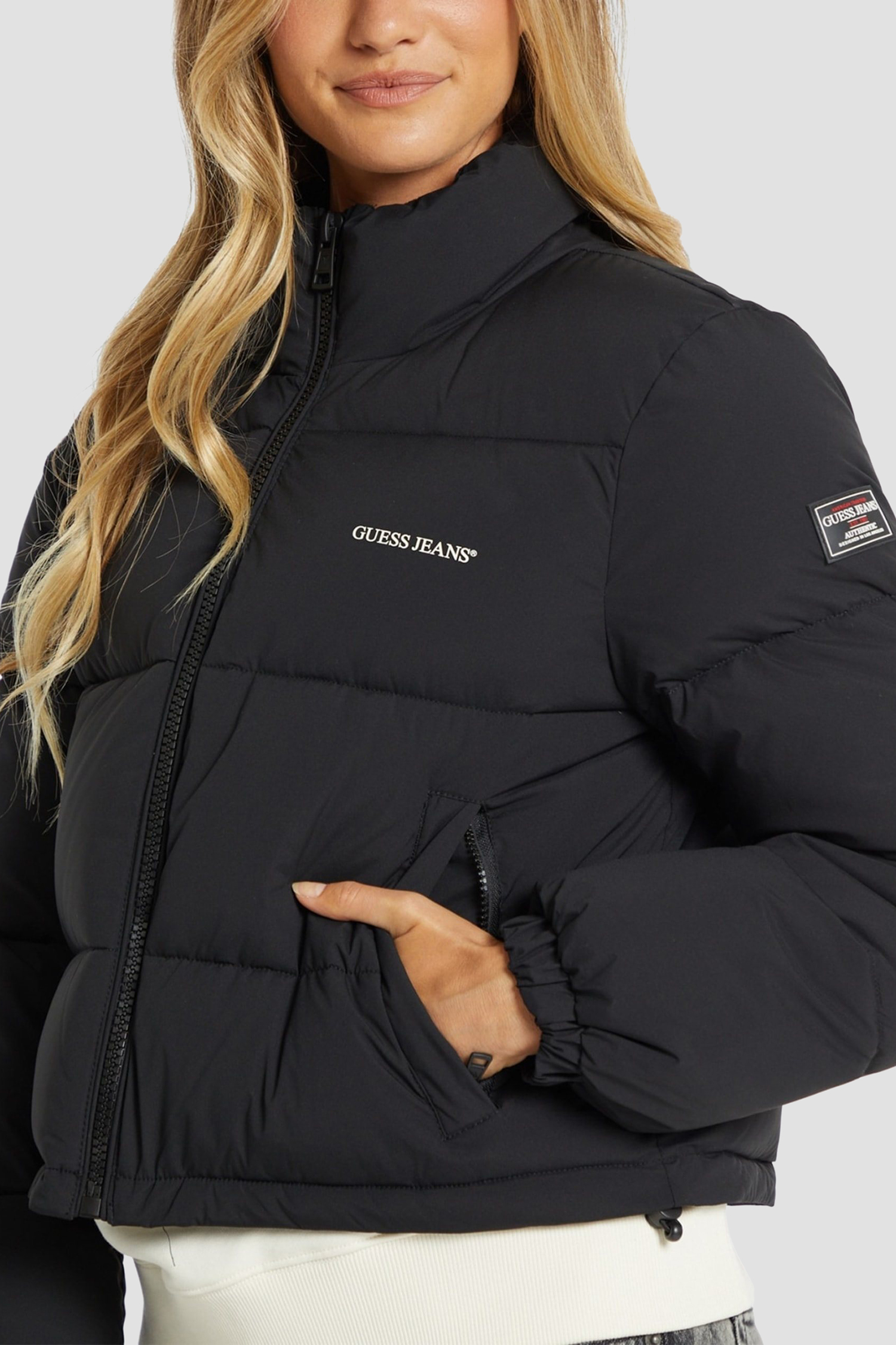 Женская черная куртка Guess Jeans W4BL20.WGII2;JBLK