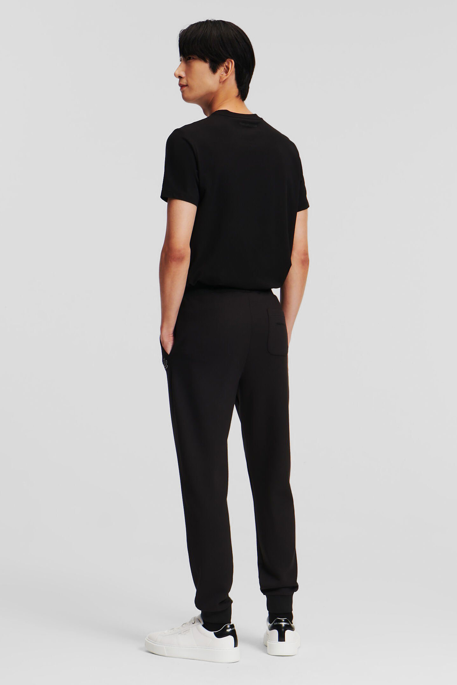Мужские черные спортивные брюки Karl Lagerfeld 543904.705411;990