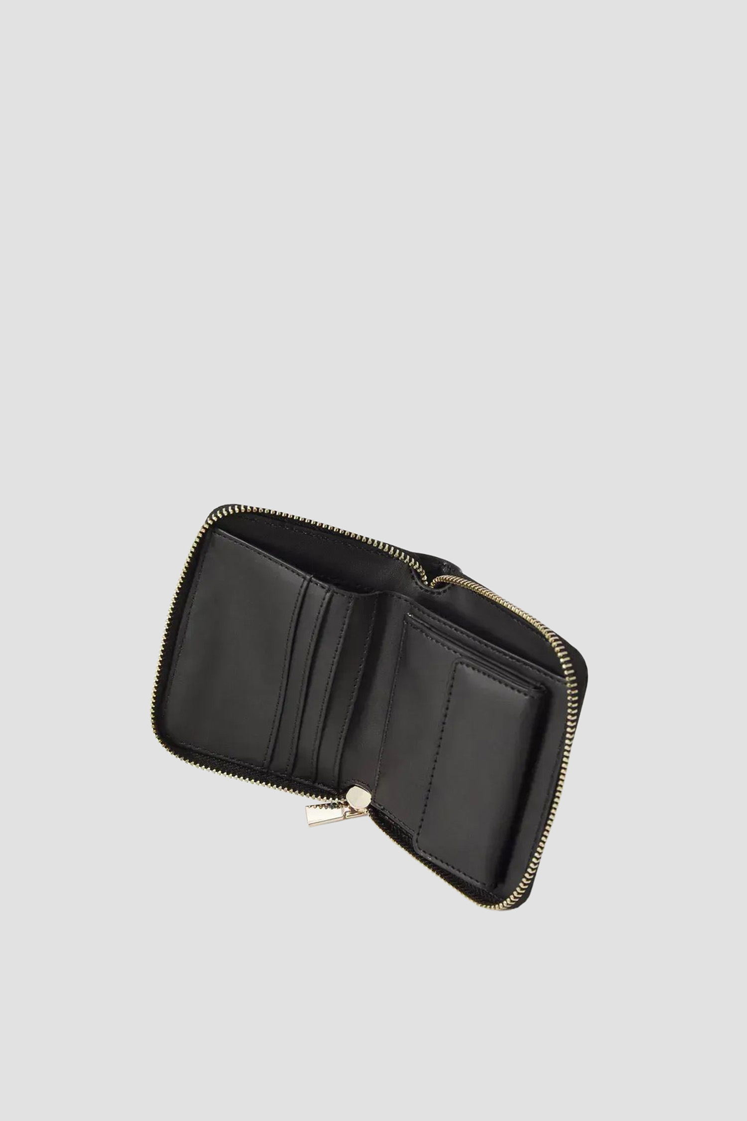 Женский черный кошелек Guess SWVC85.00137;BLA