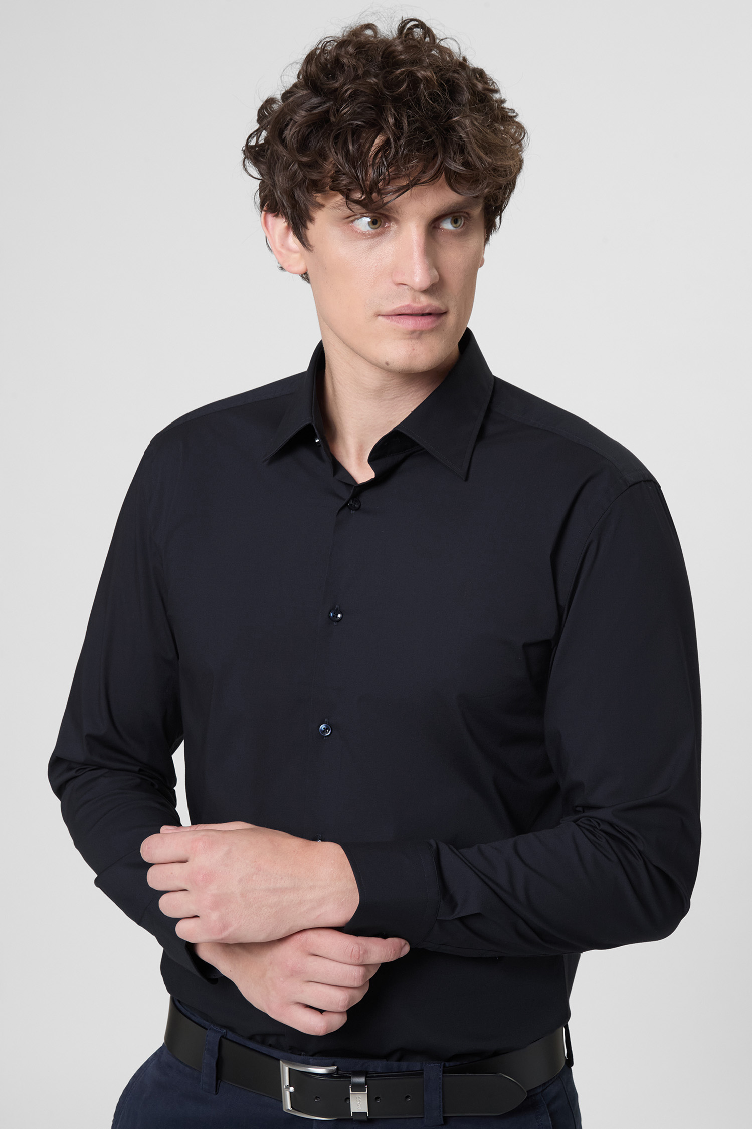 Мужская темно-синяя рубашка BOSS 50469345;404