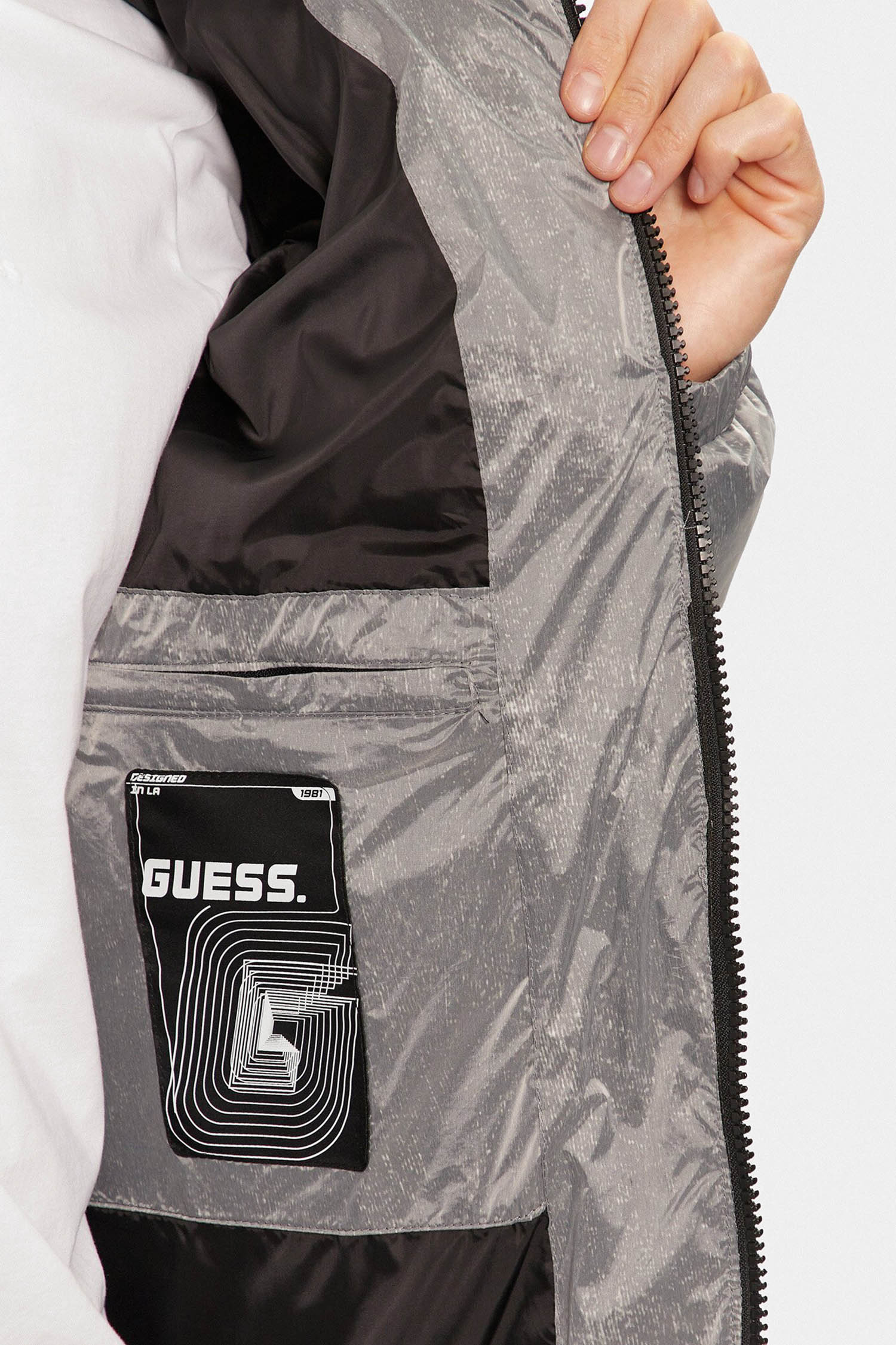 メンズウェア K01M0338 Худи оверсайз мужское Guess Z4BQ03-K9V31-G9D2 XL BULLET GREY