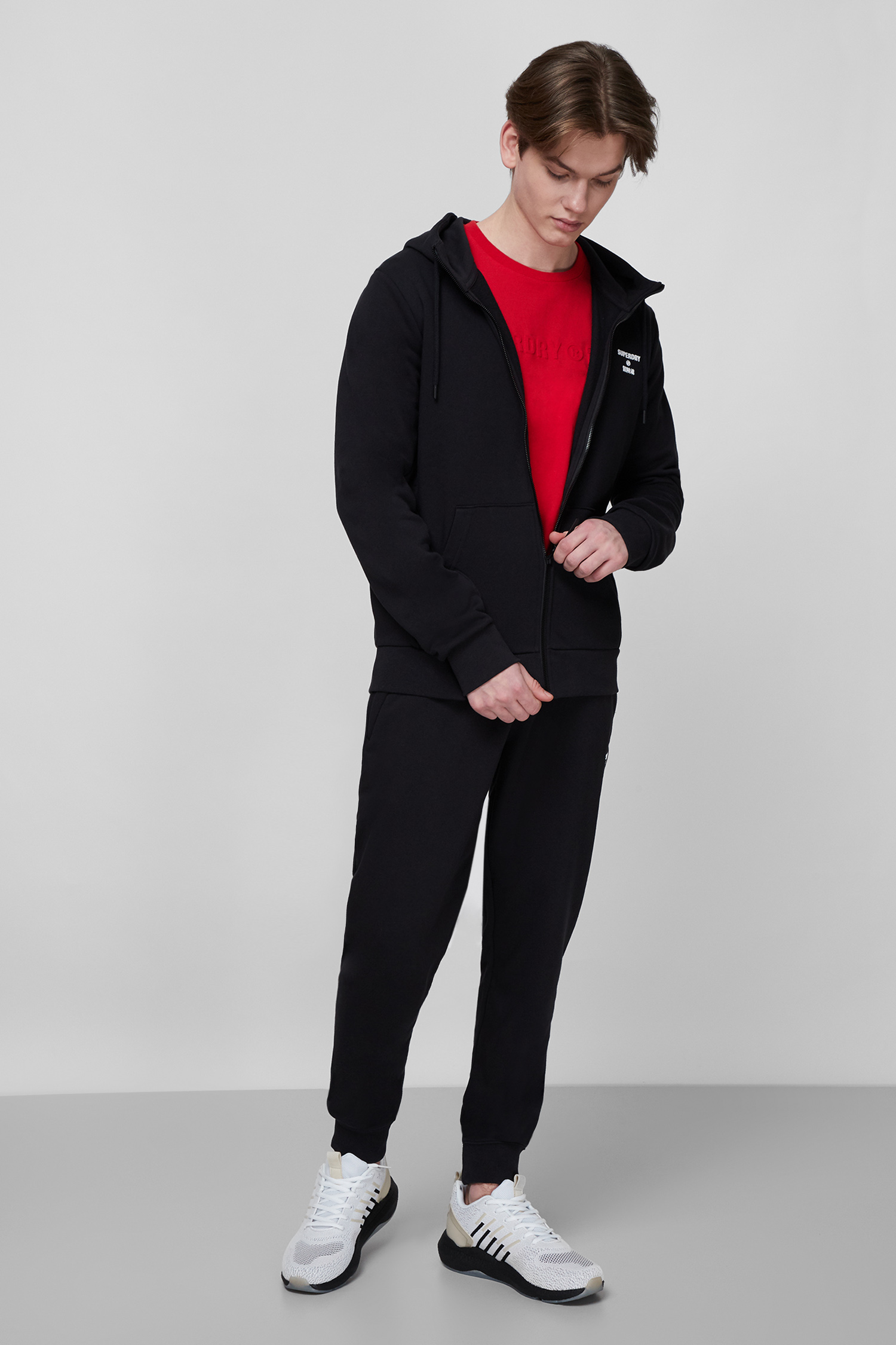 Чорні спортивні штани для хлопців SuperDry MS310147A;02A