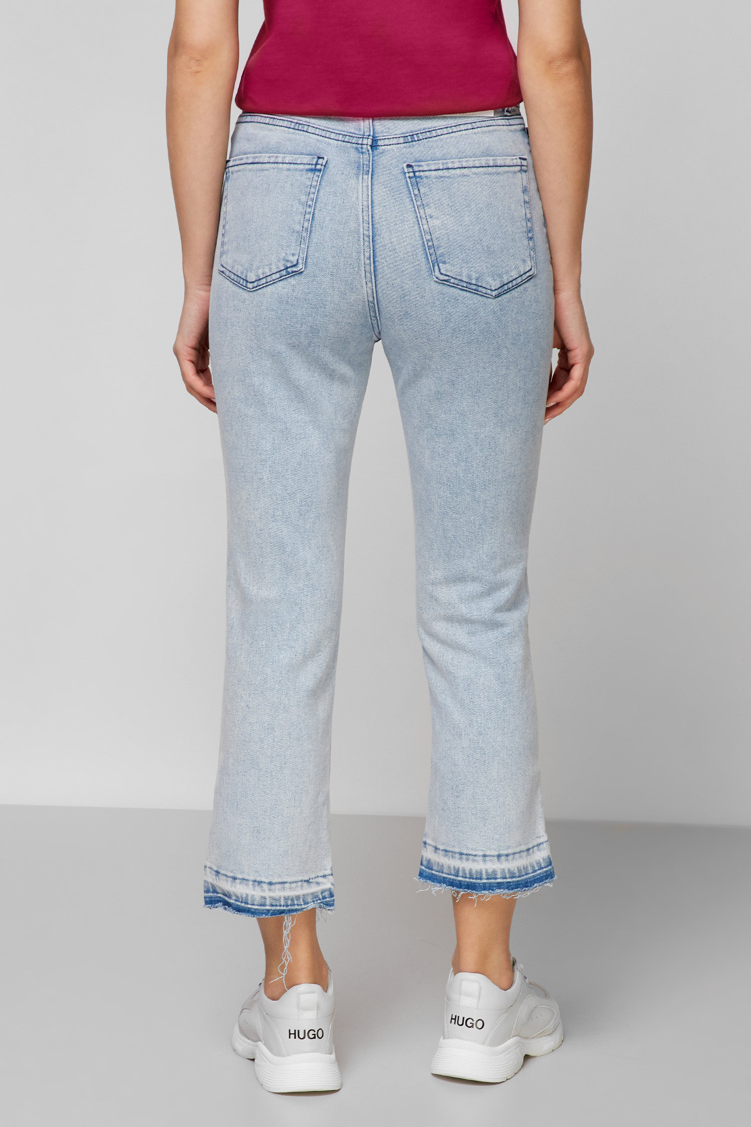 Женские голубые джинсы HUGO 50461666;425