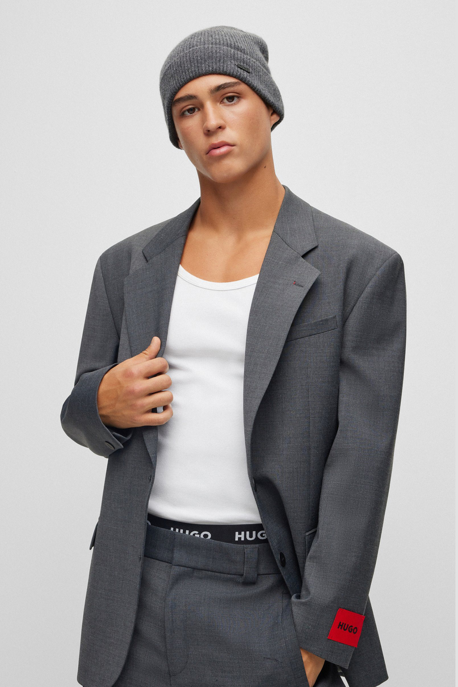 Чоловіча сіра кашемірова шапка HUGO 50500511;023