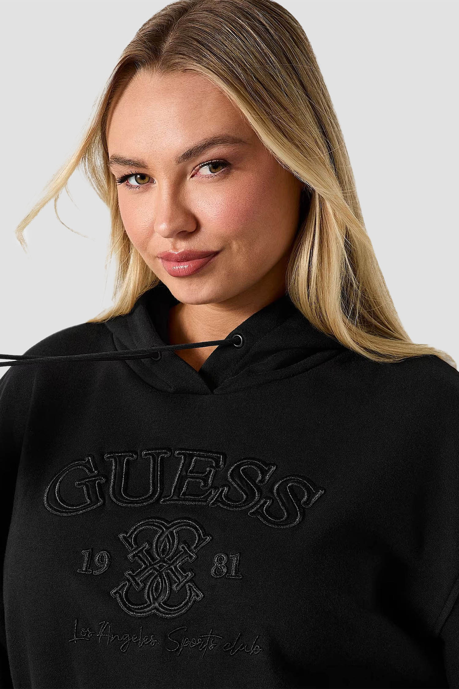 Жіноче чорне худі Guess V6RQ03.KD761;JBLK