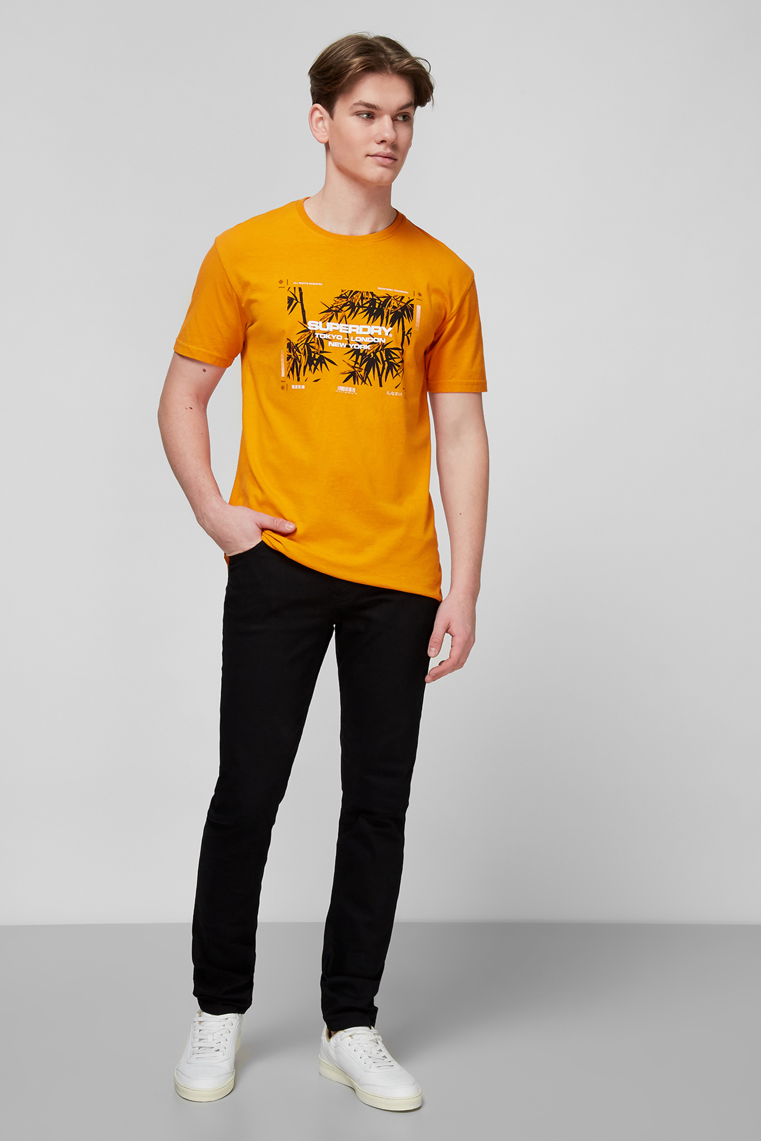 Оранжевая футболка для парней SuperDry M1010167A;S0K