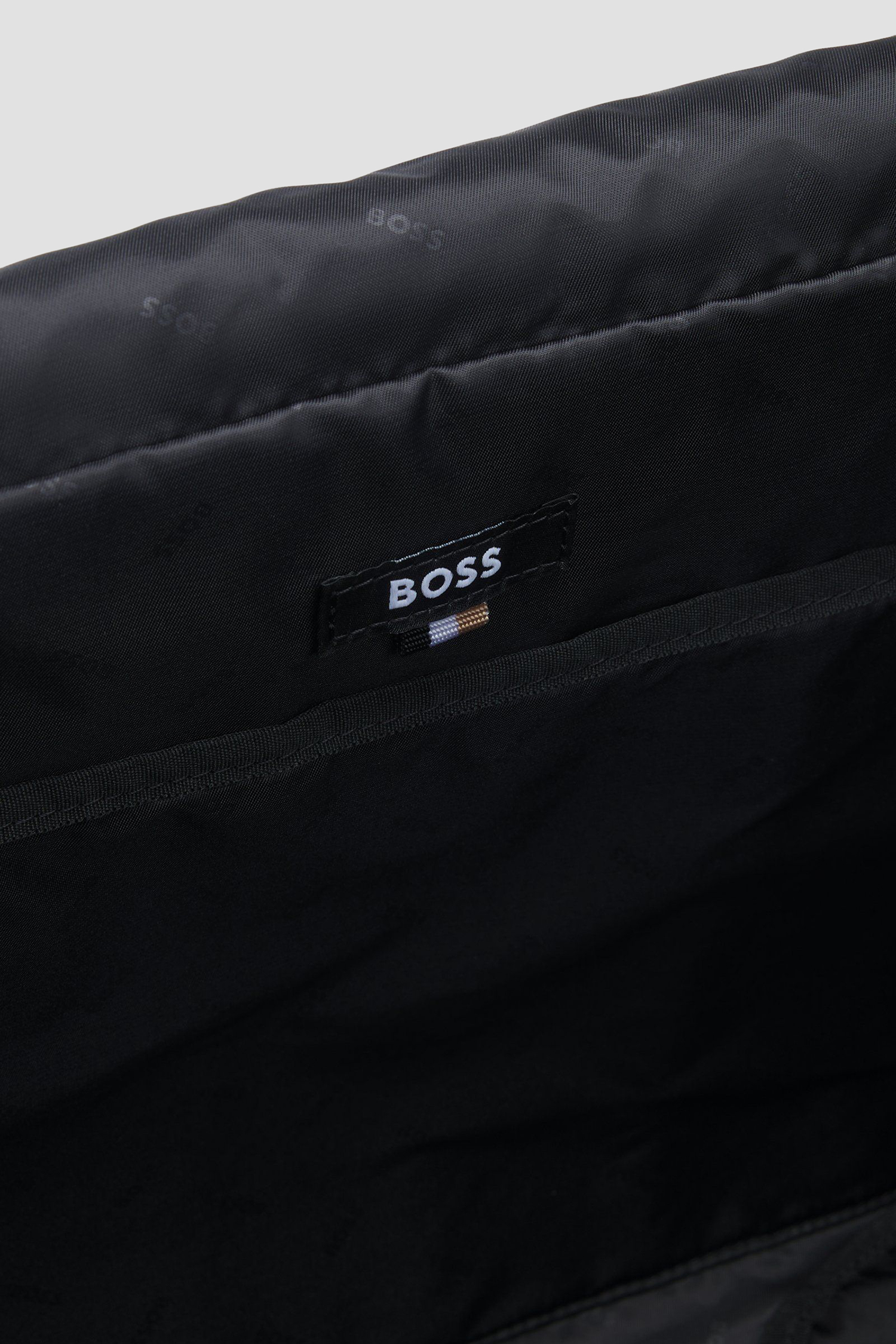 Мужская черная дорожная сумка BOSS 50536311;001