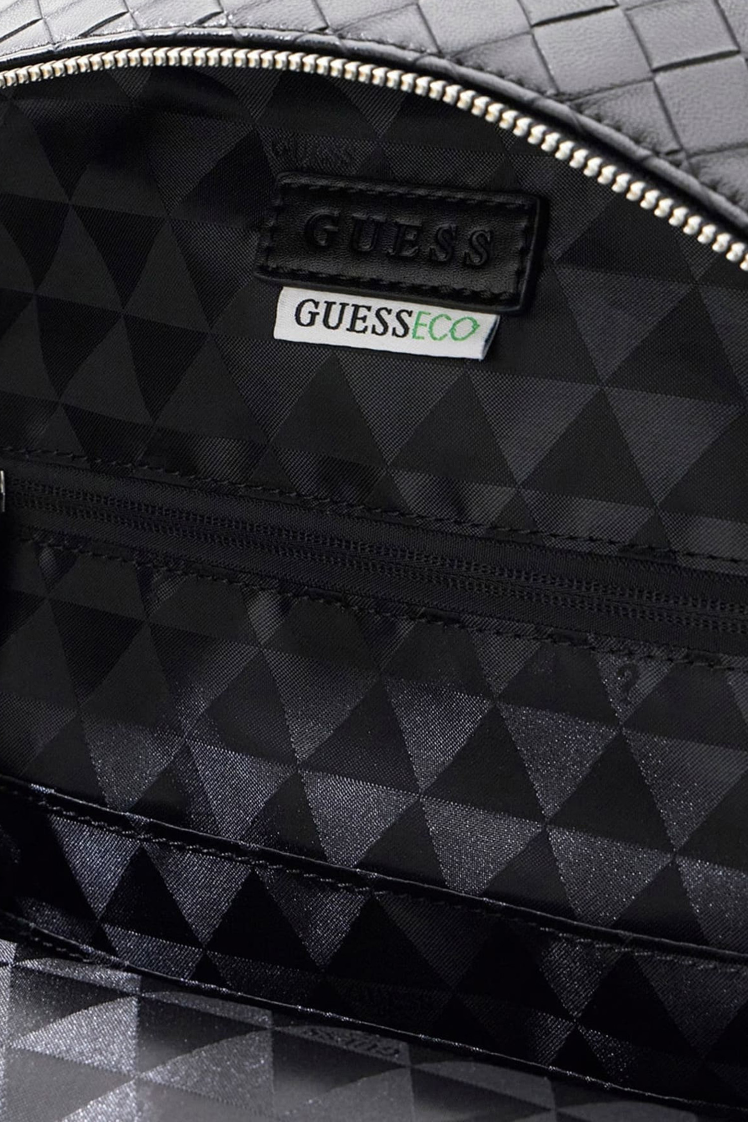 Чоловічий чорний рюкзак Guess HMTOWO.P6311;BLA